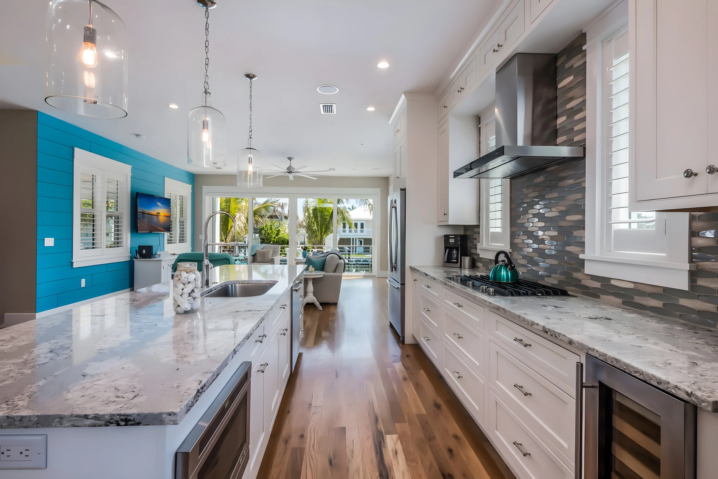 Wander Holmes Beach Canal #37