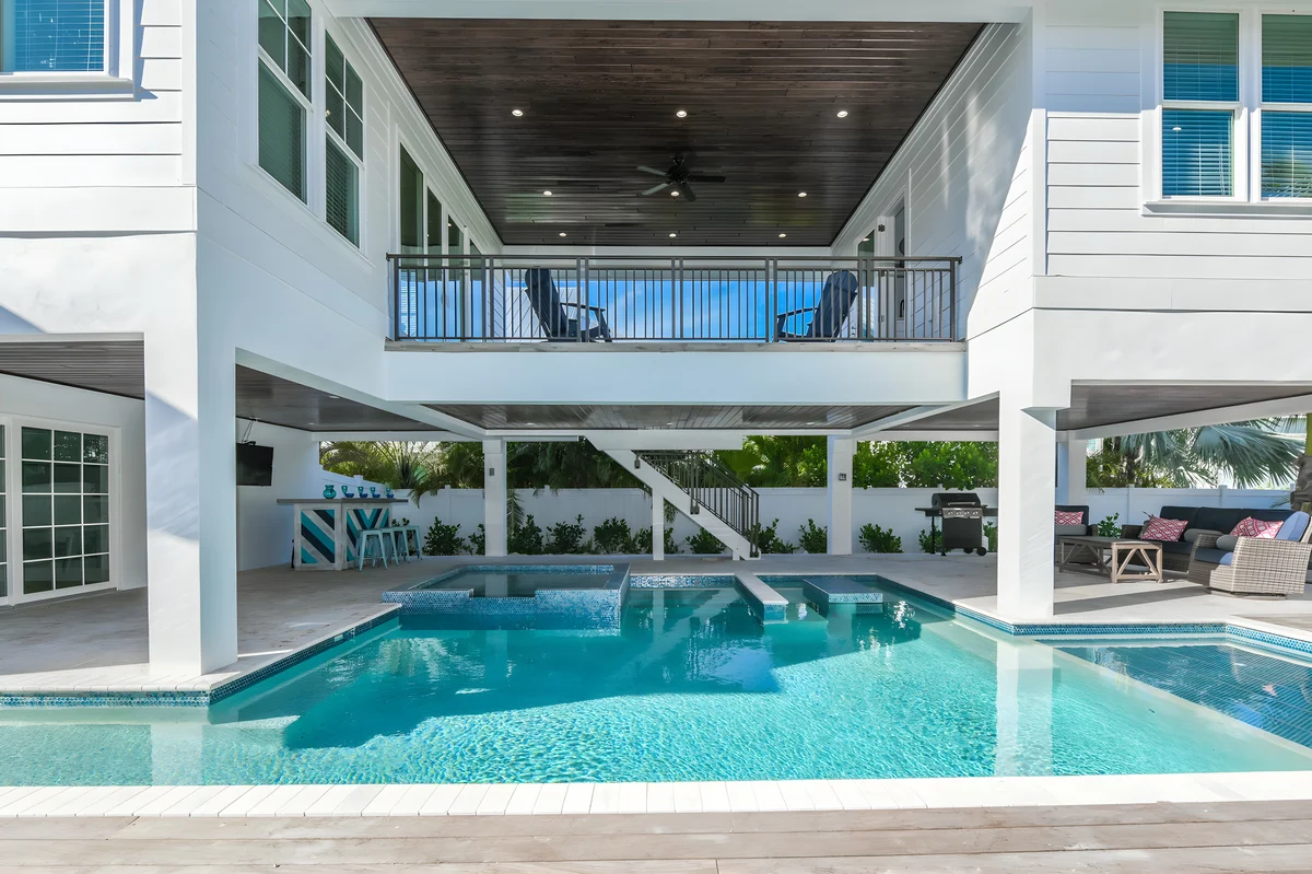 Wander Anna Maria Haven