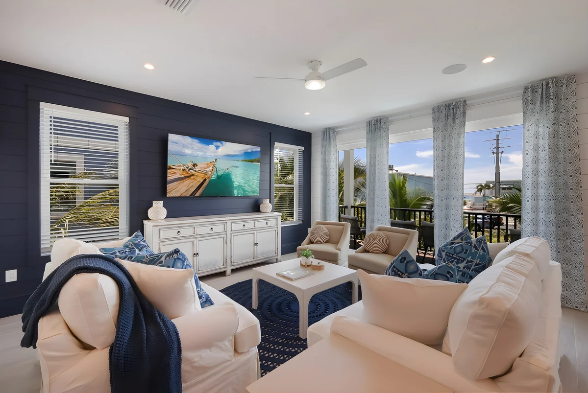 Wander Bradenton Beach Escape