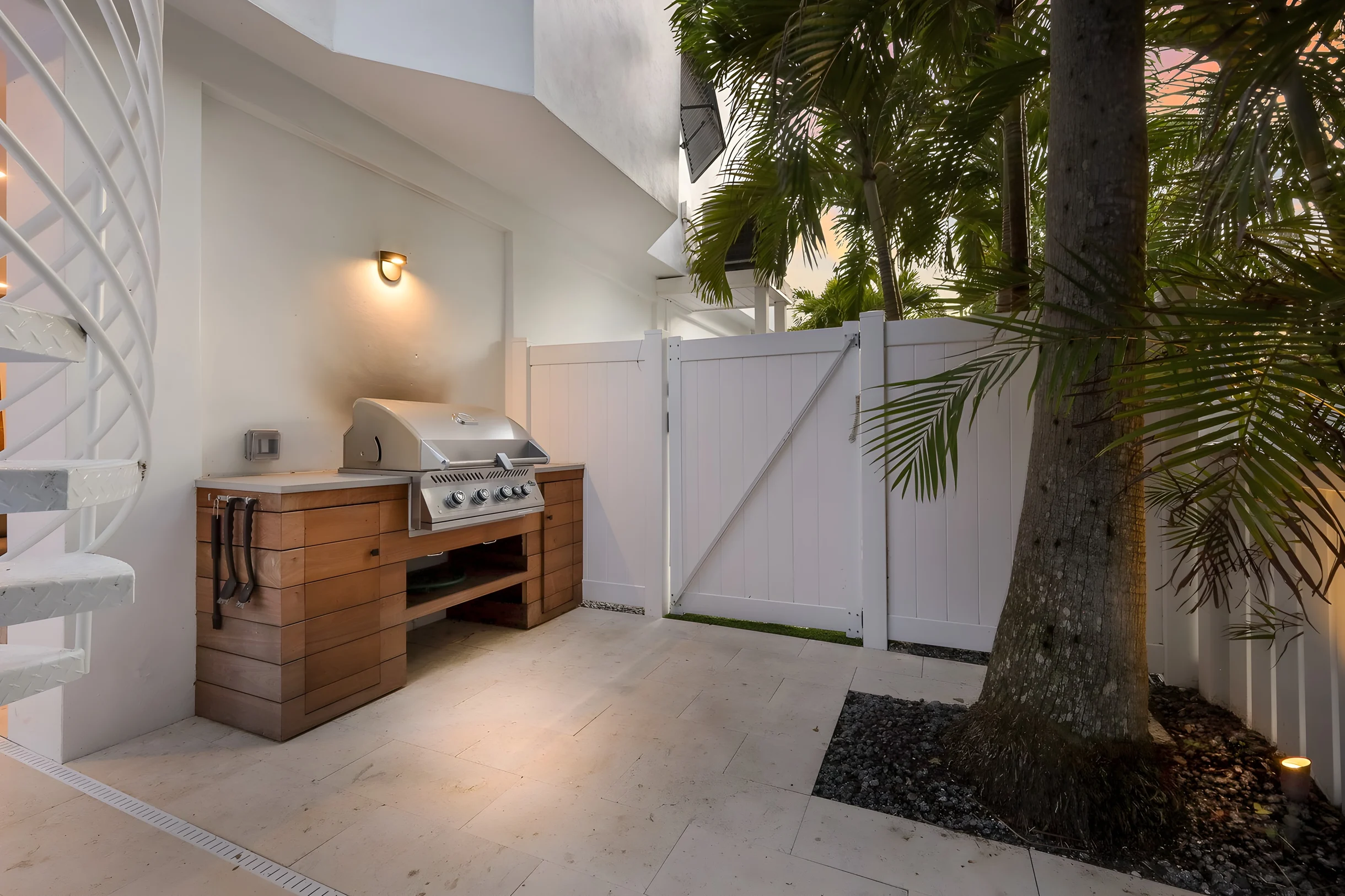 Wander Anna Maria Bayfront #35