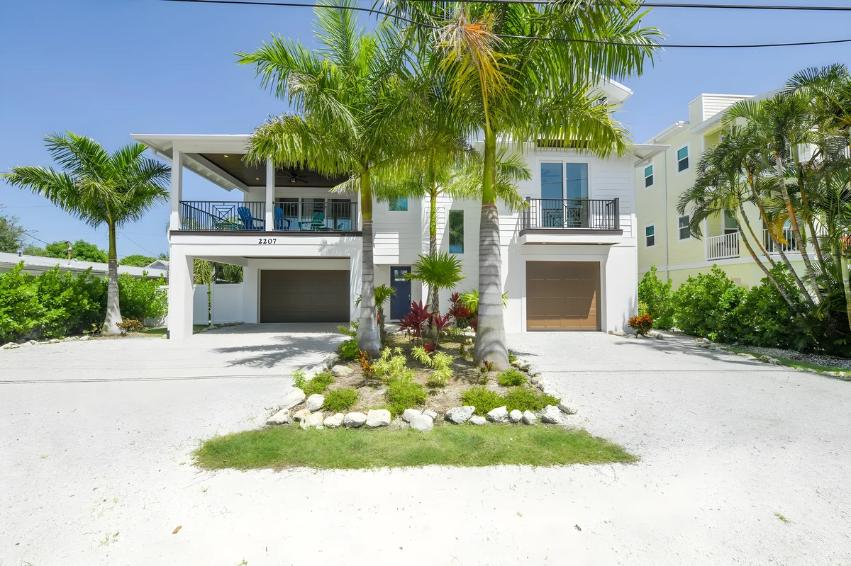Wander Bradenton Beach Golden