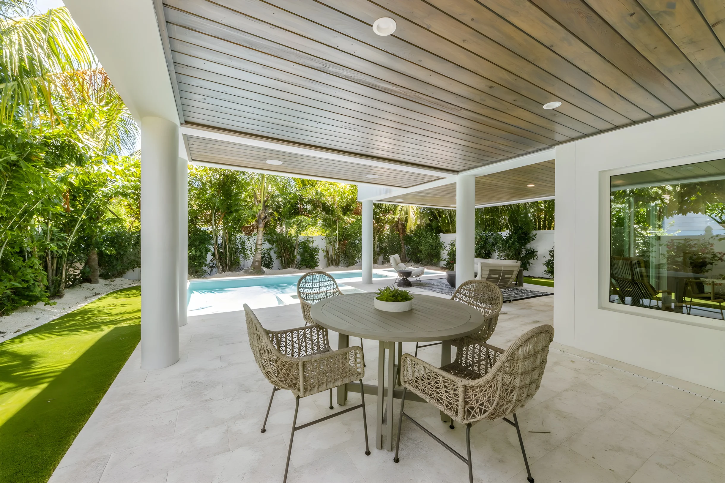 Wander Anna Maria Sanctuary