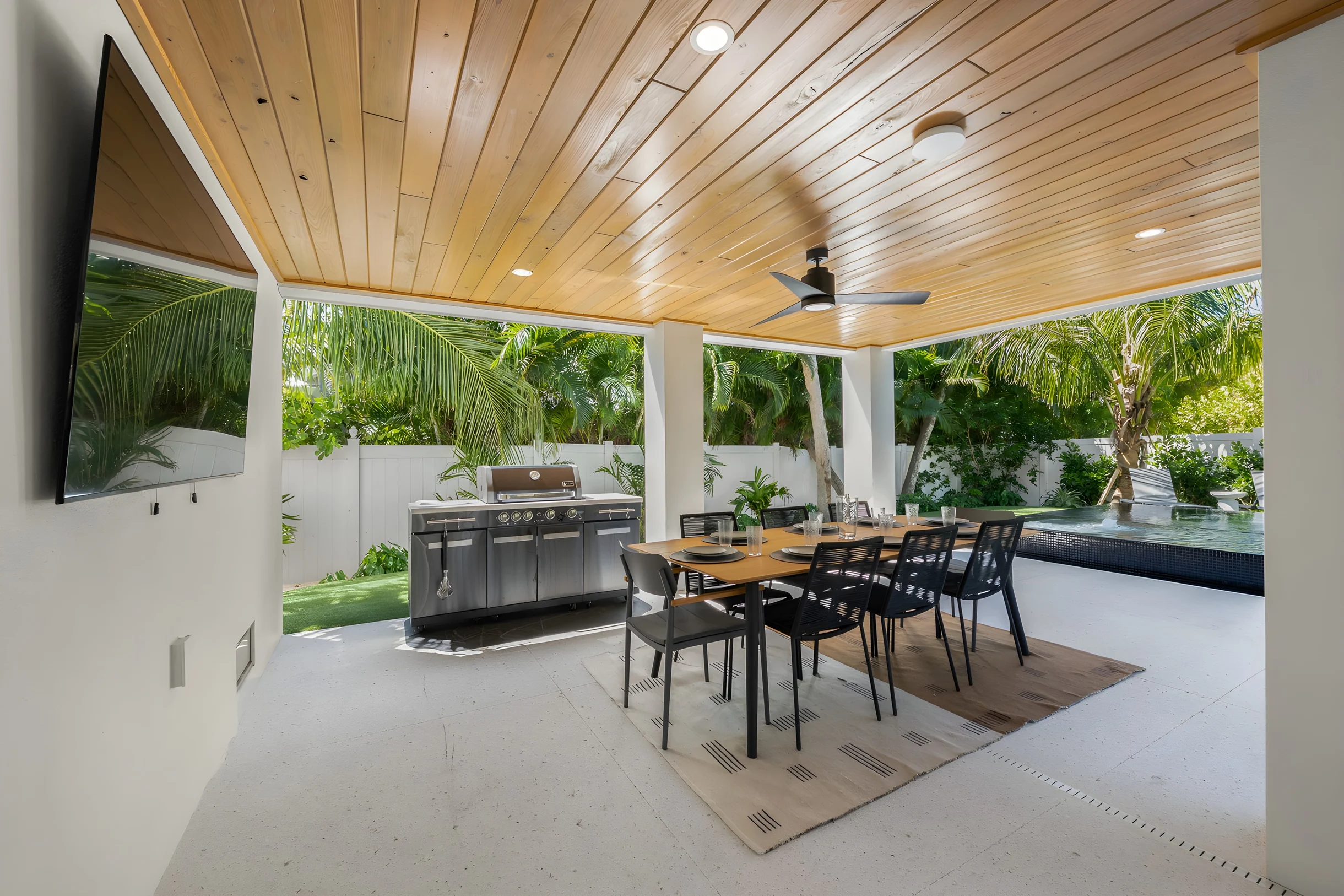 Wander Holmes Beach Sunset