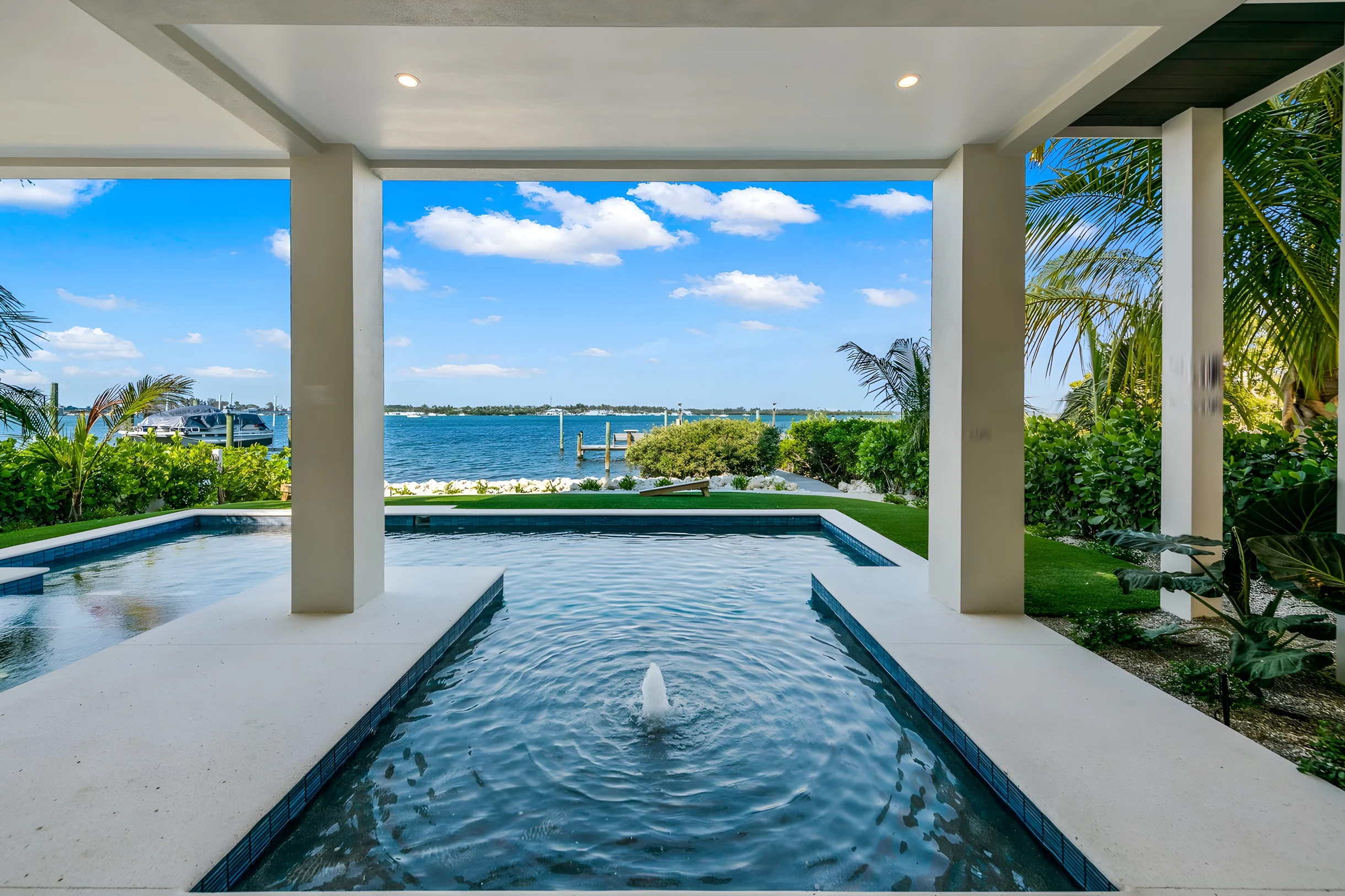 Wander Bradenton Bay Glow #49