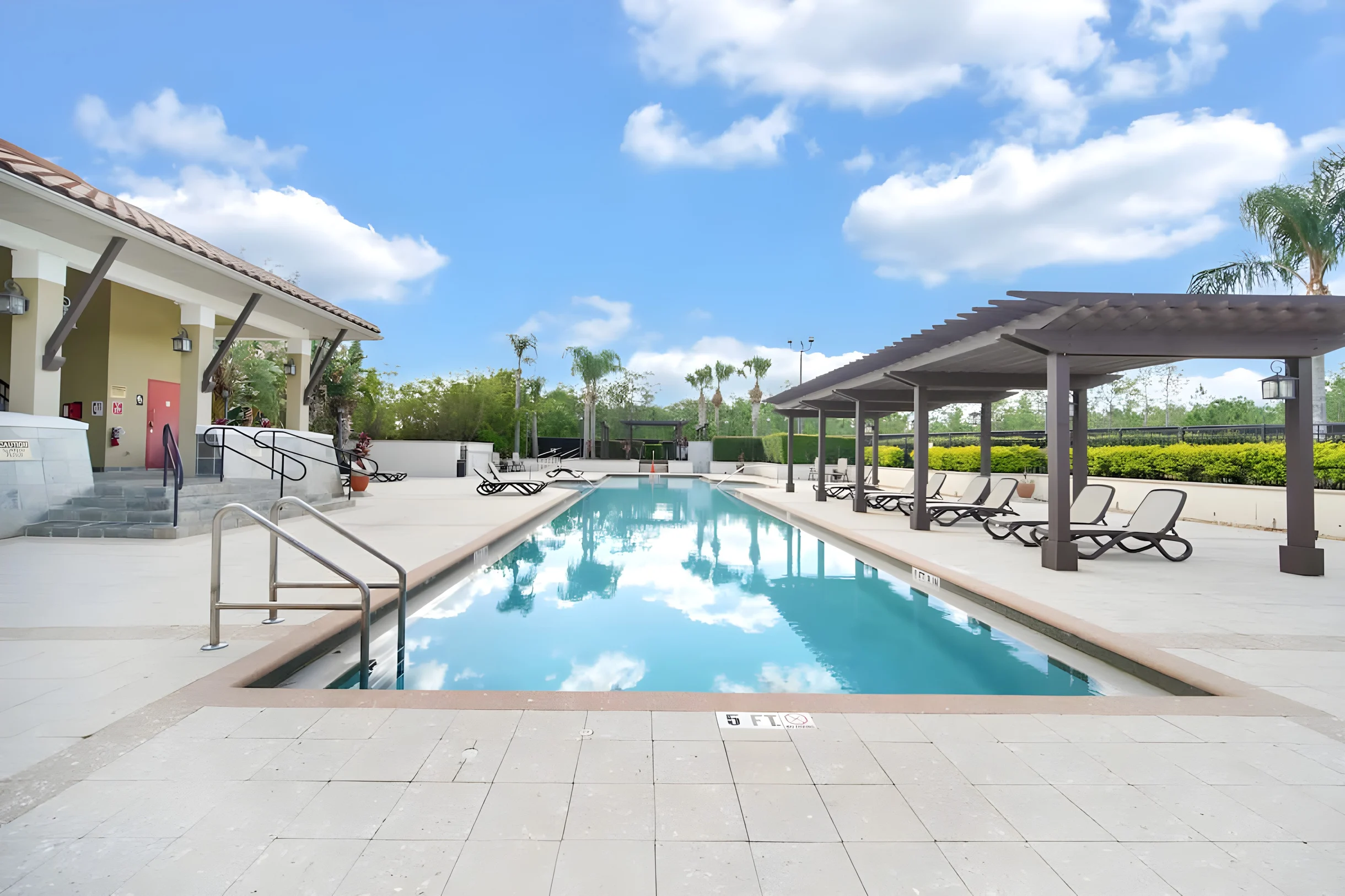 Wander Lake Nona #81