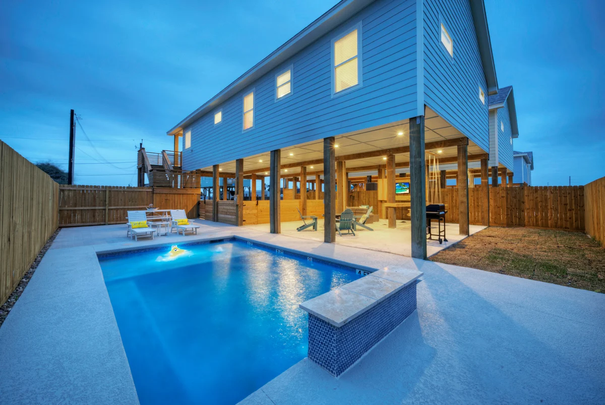 Wander Port Aransas Glow