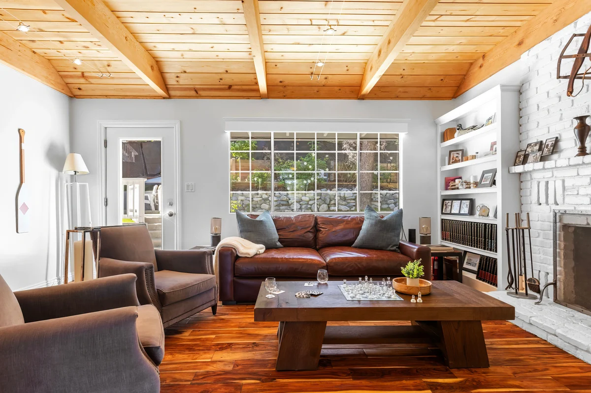 Wander Lake Arrowhead Retreat