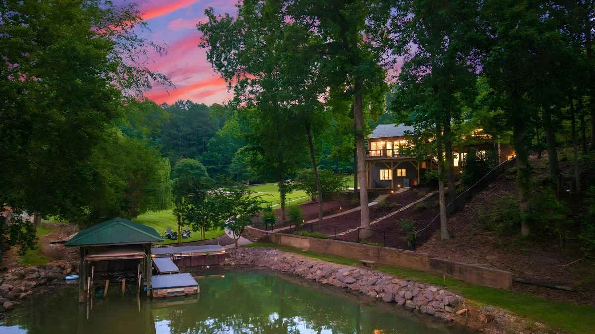 Wander Lake Norman Glow