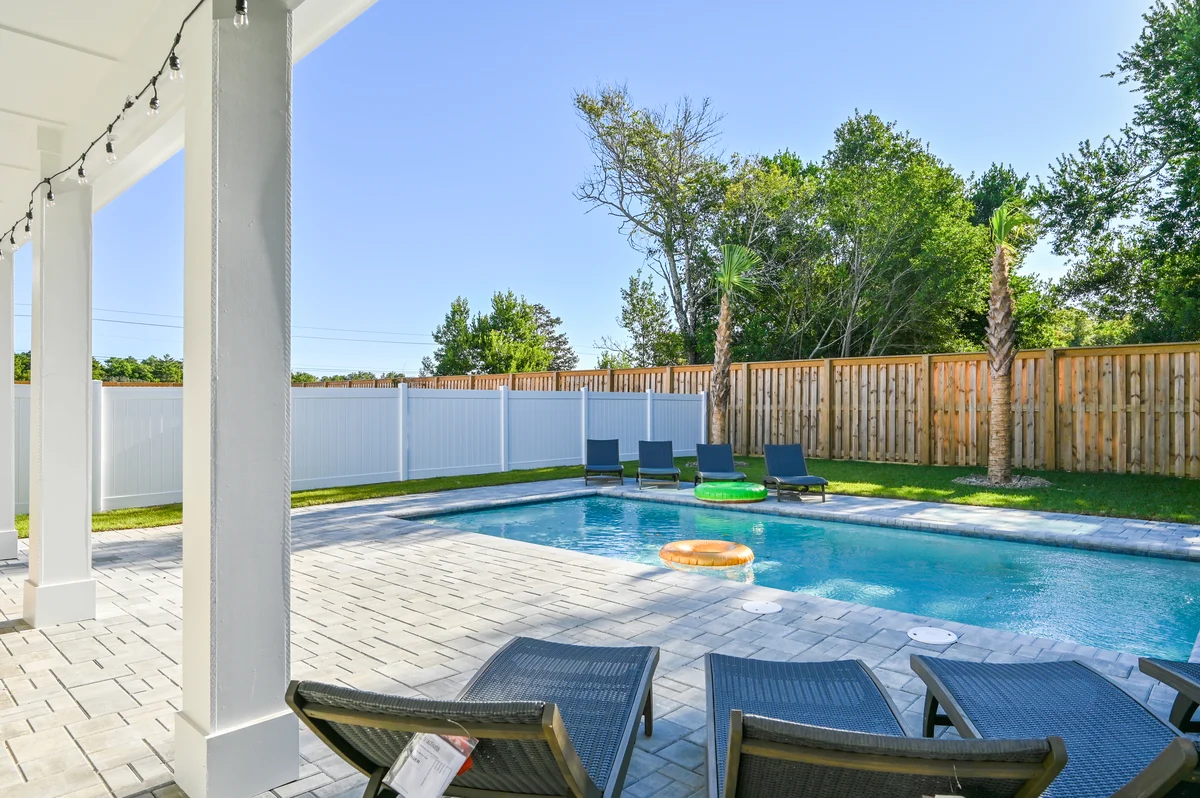 Wander Panama City Laguna