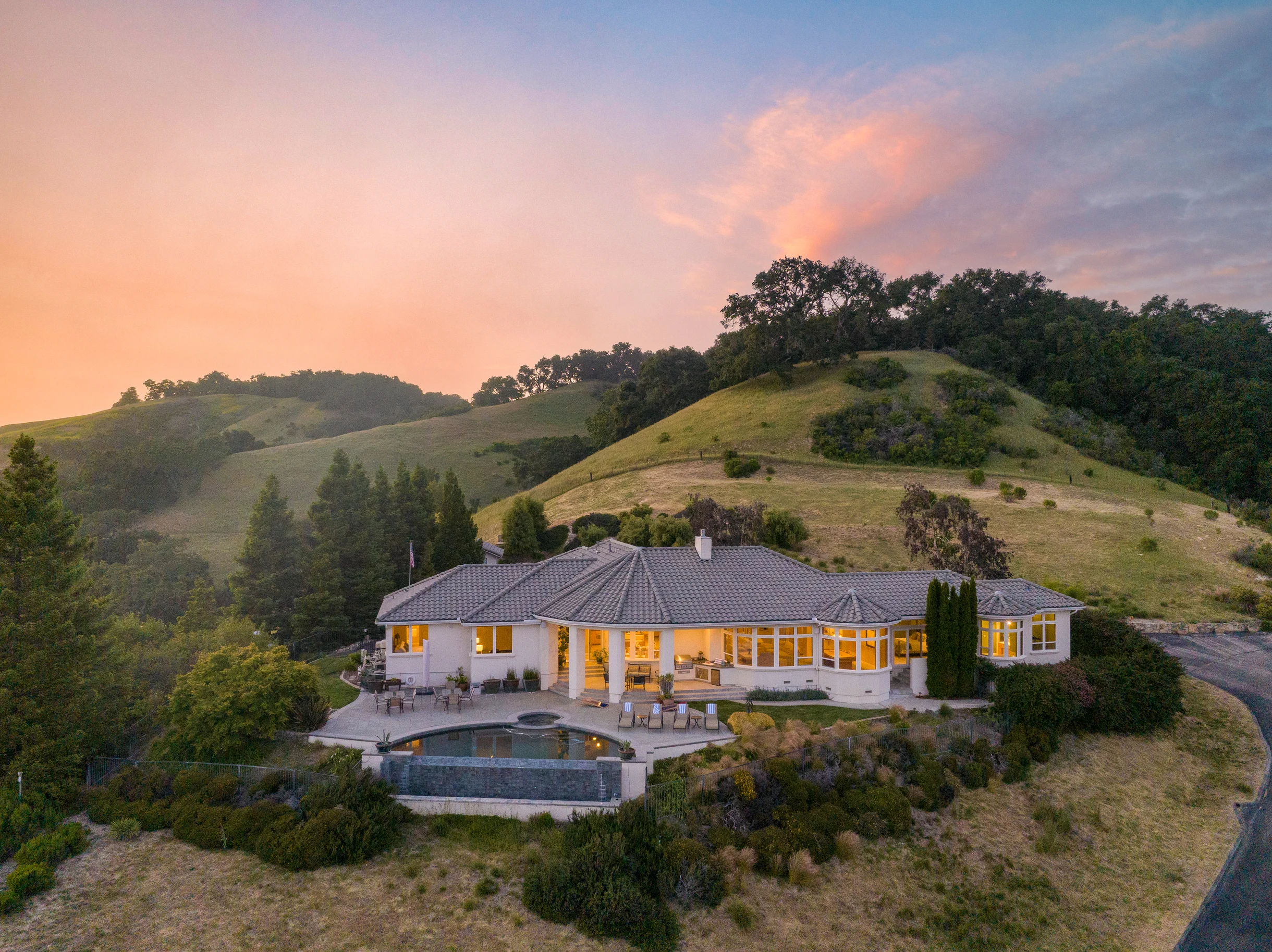 Wander Templeton Hillside