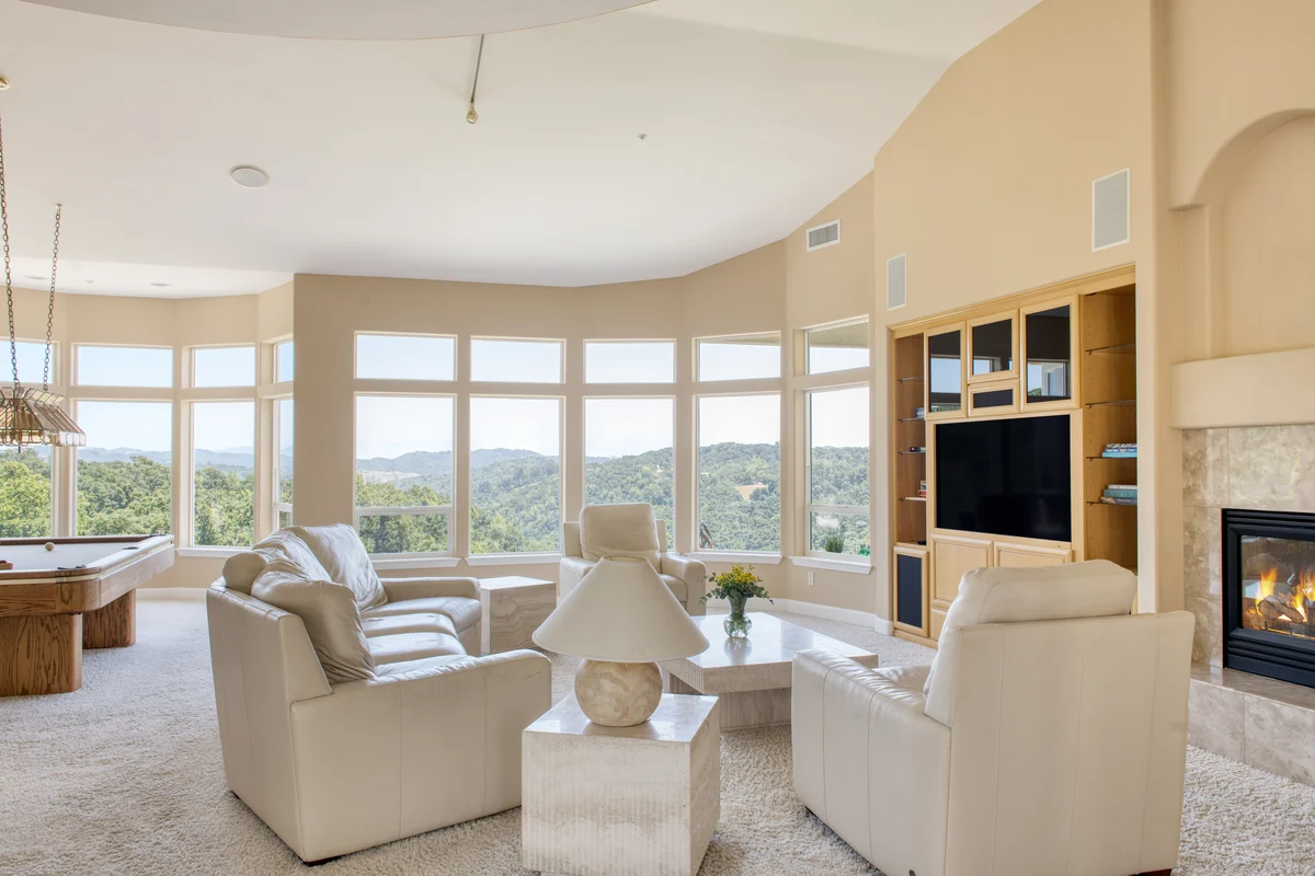 Wander Templeton Hillside