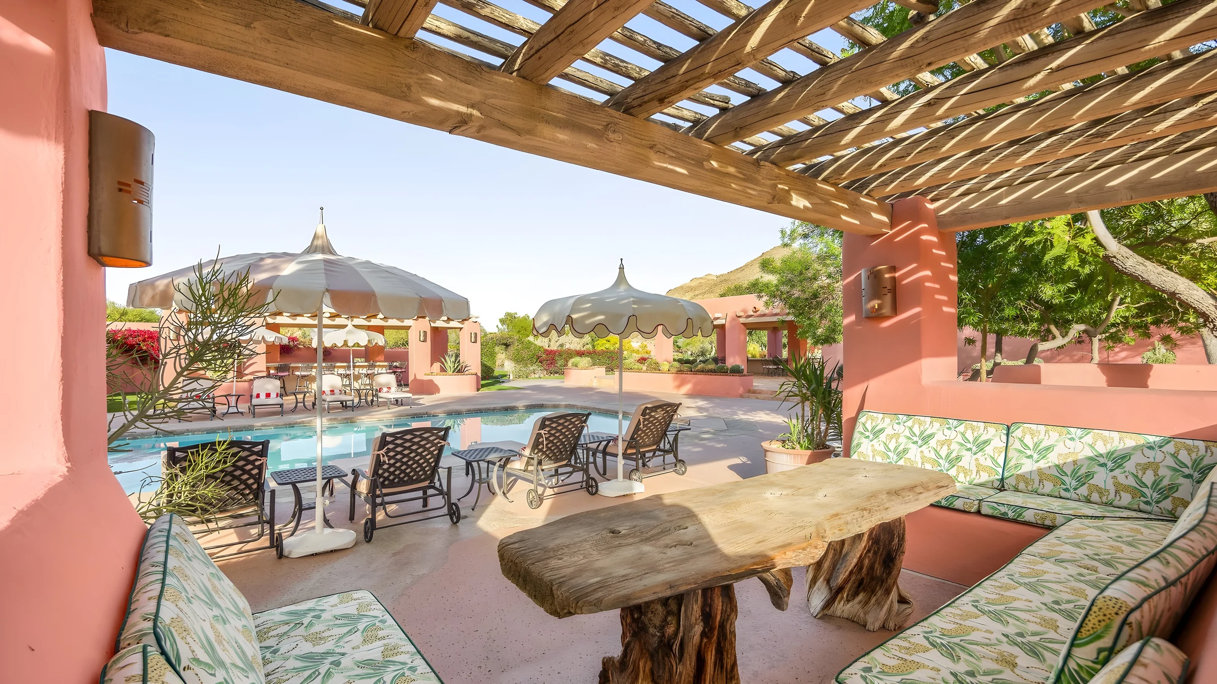 Wander Palm Springs Sands #82