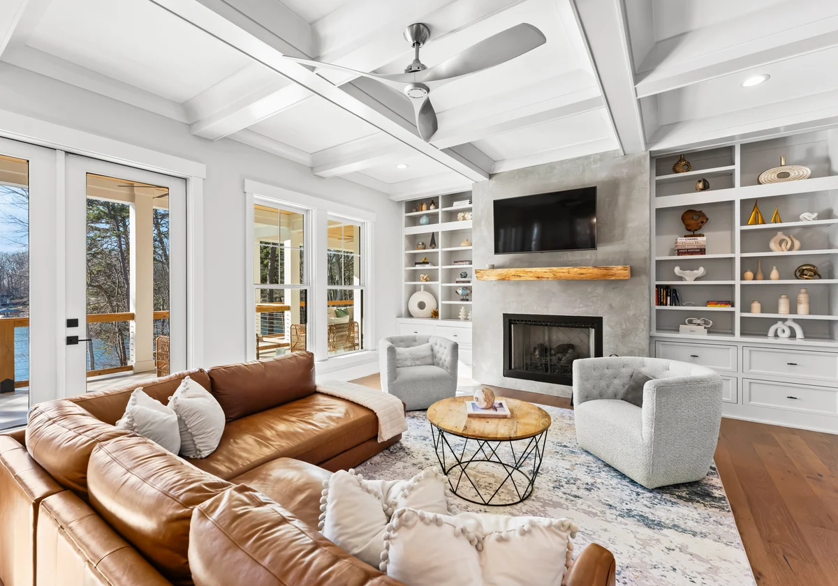 Wander Lake Norman Modern