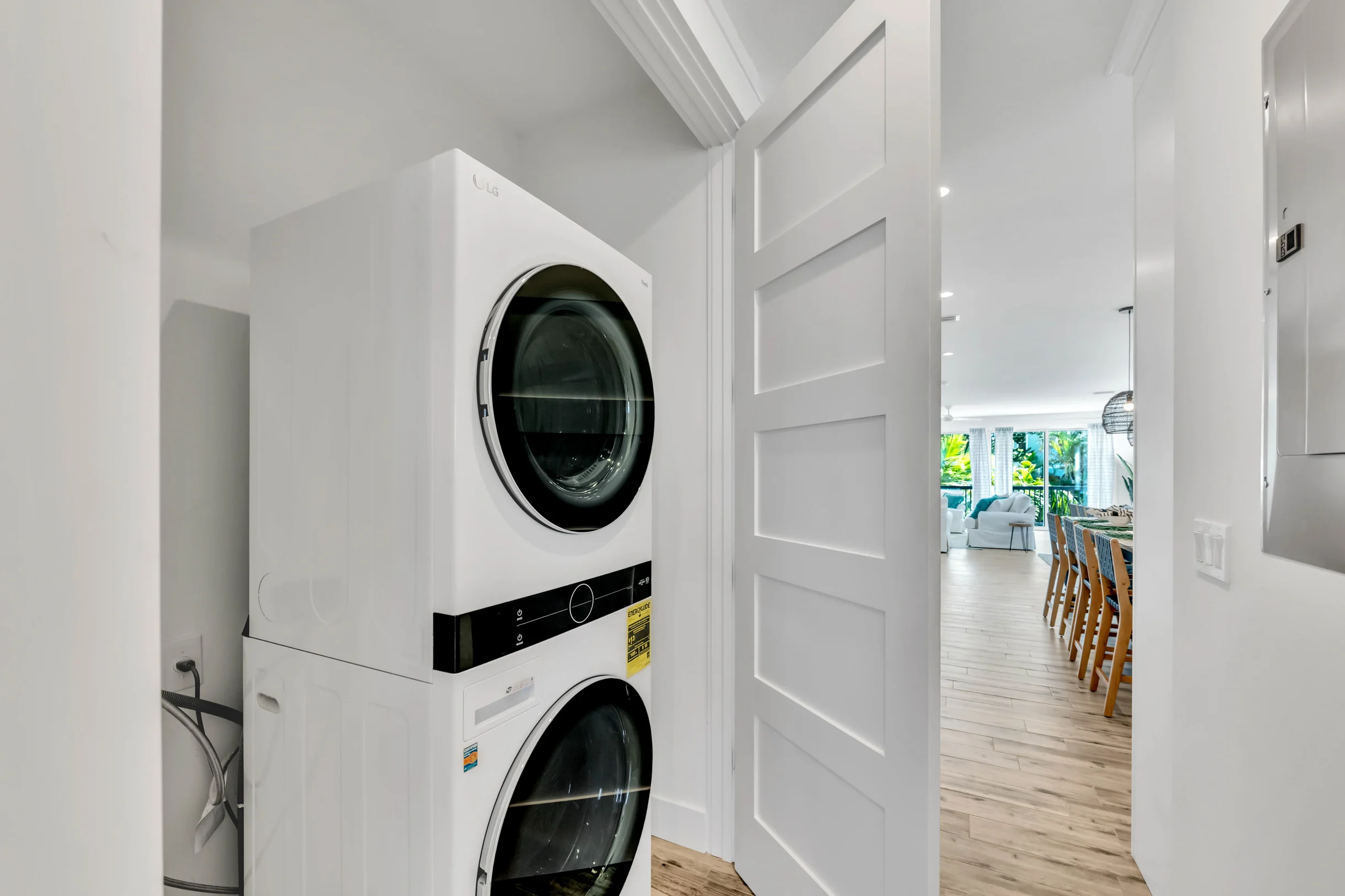 Wander Siesta Escape #59