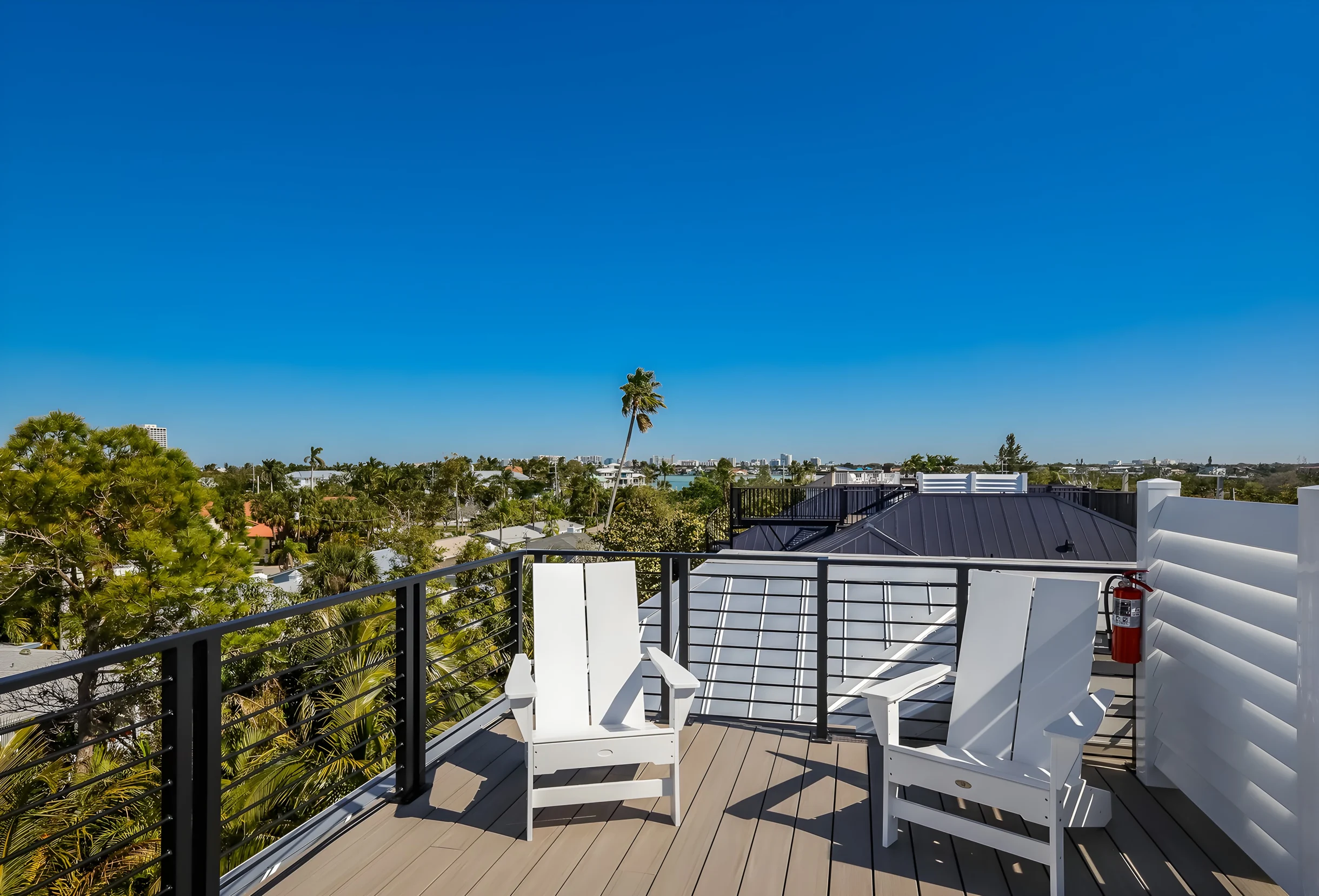 Wander Lido Palms #75