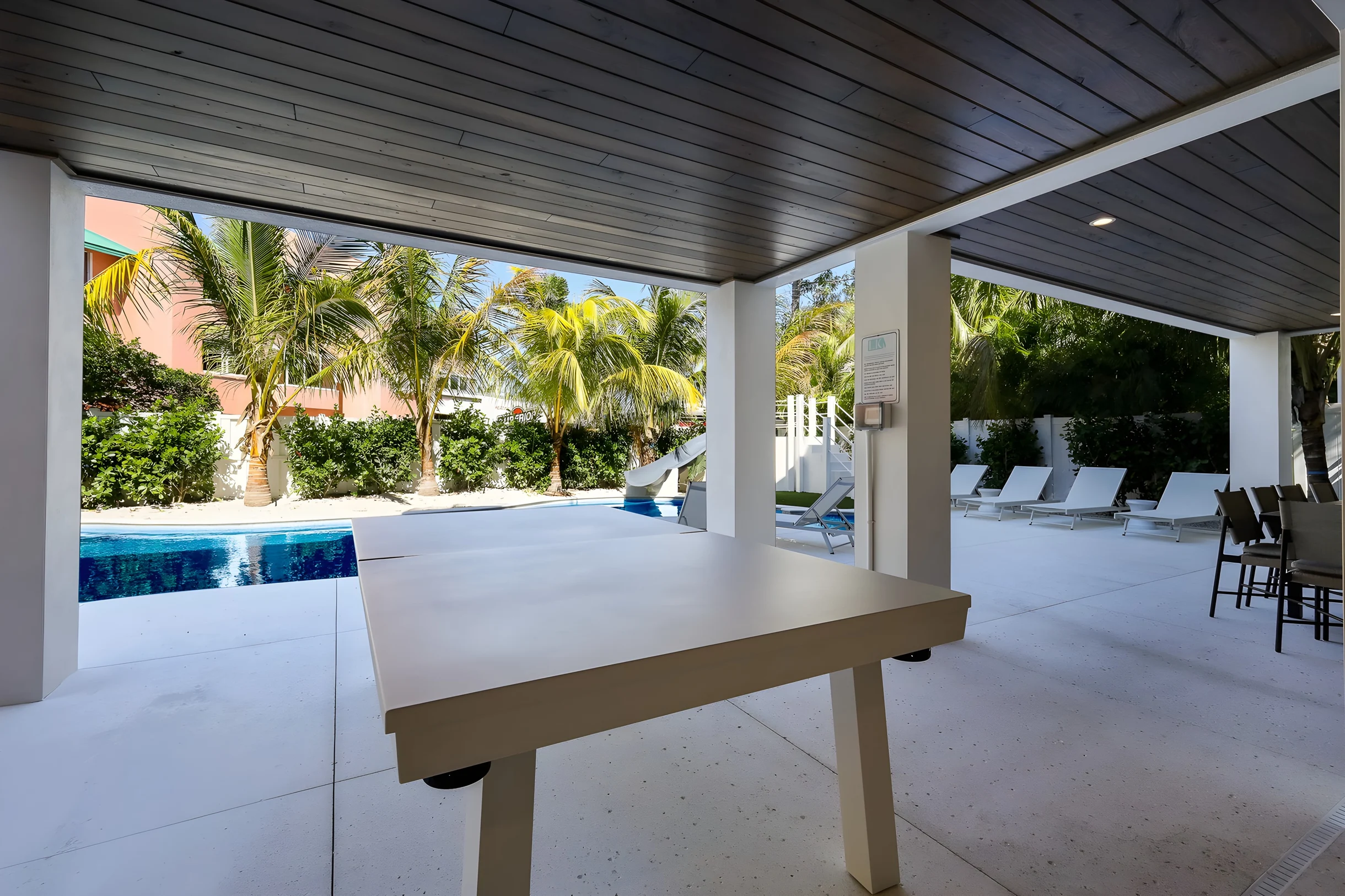 Wander Lido Palms #70