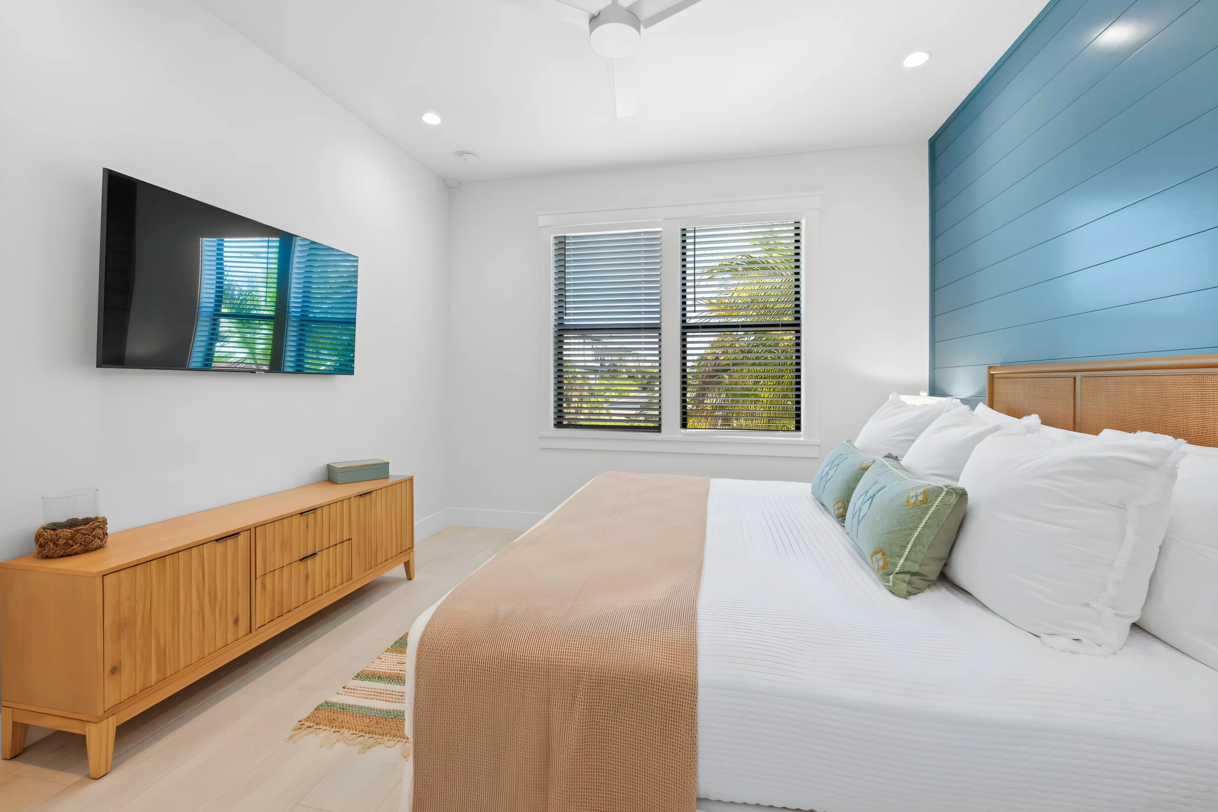 Wander Lido Key Escape #52