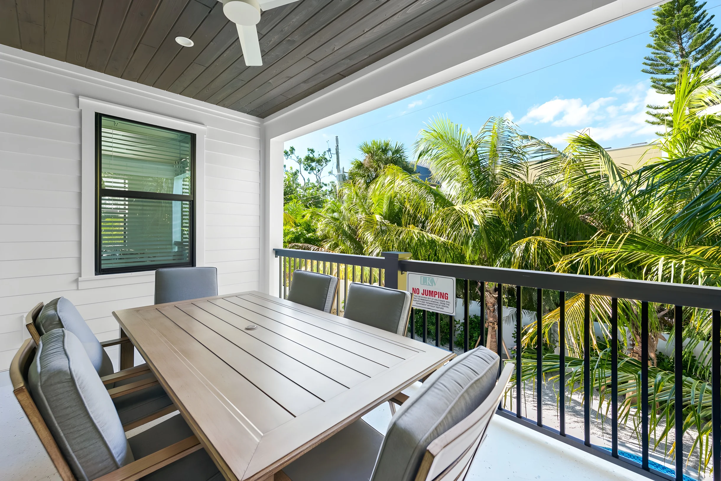 Wander Lido Key Escape #71