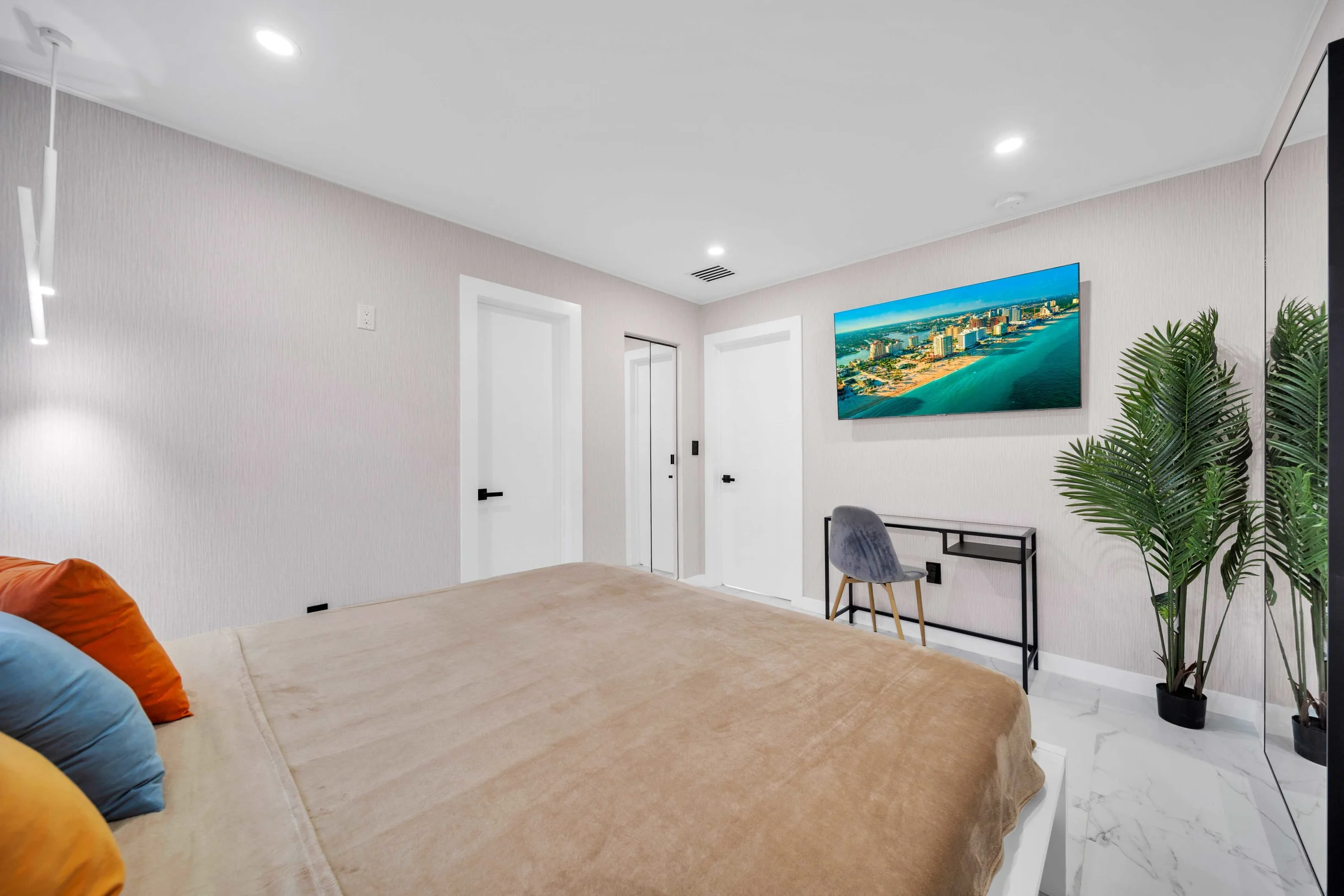 Wander Miami Golden Retreat #56