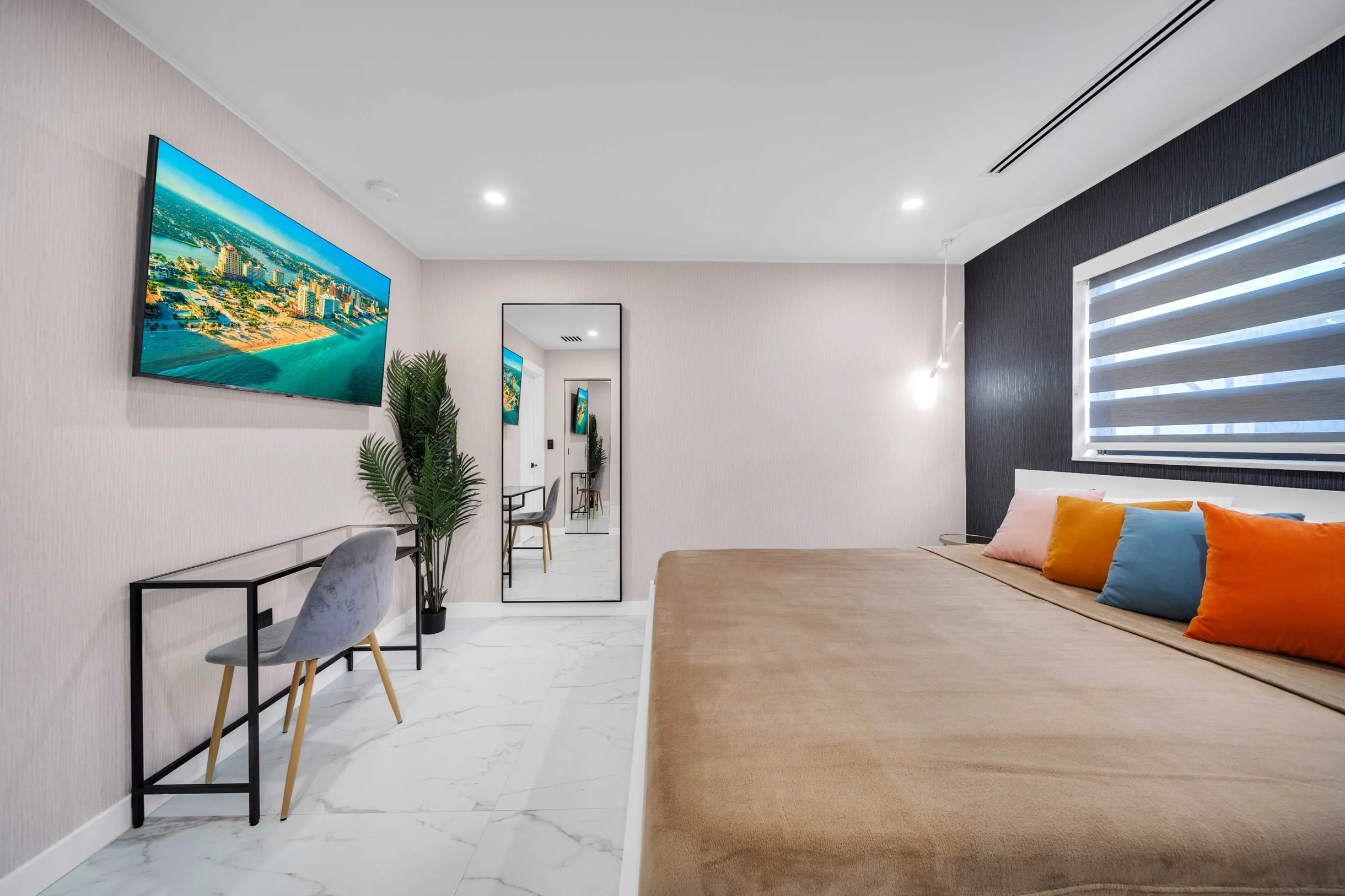 Wander Miami Golden Retreat #47