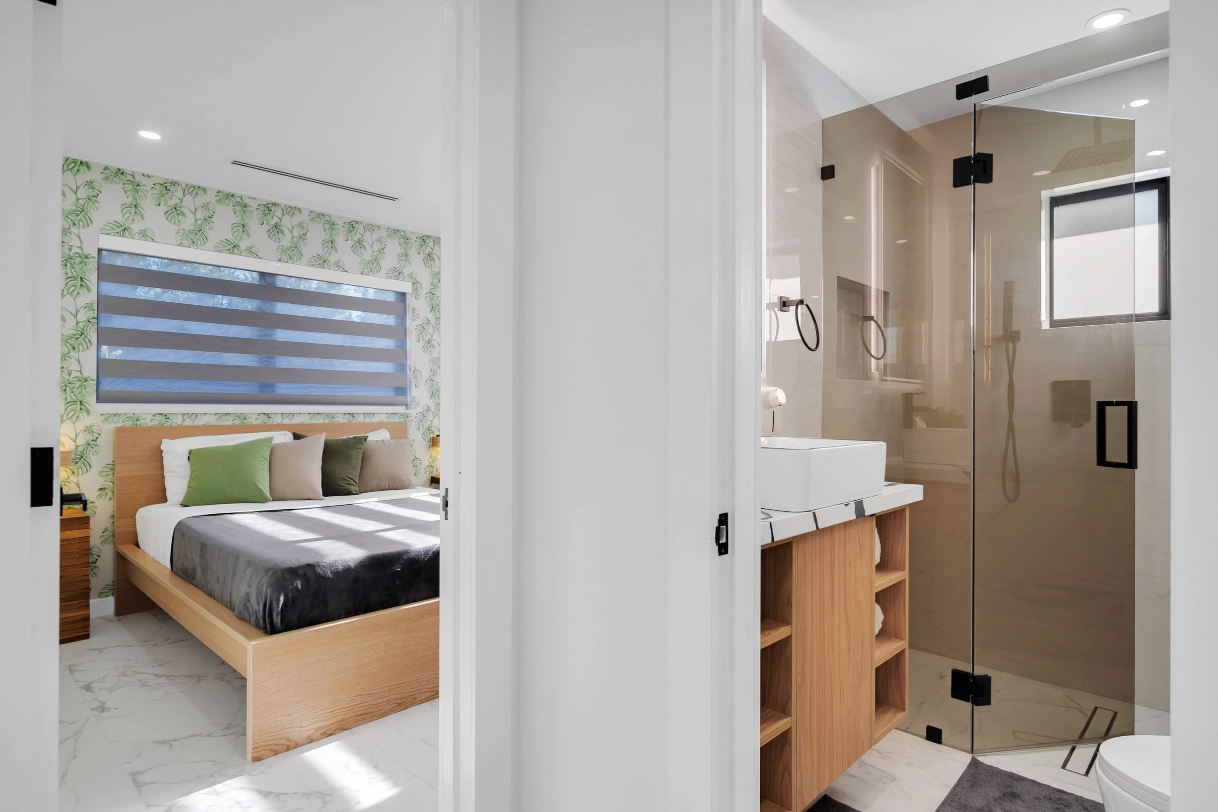 Wander Miami Golden Retreat #16