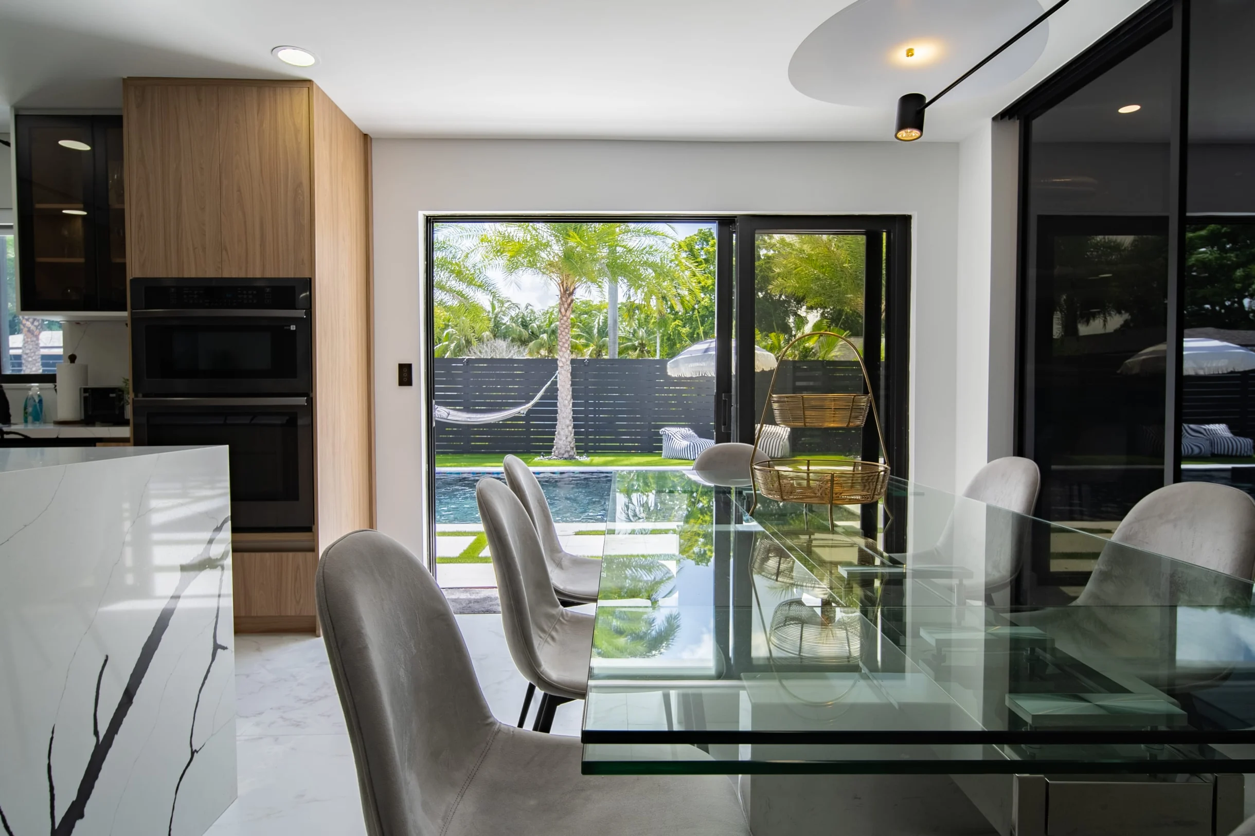 Wander Miami Golden Retreat #21