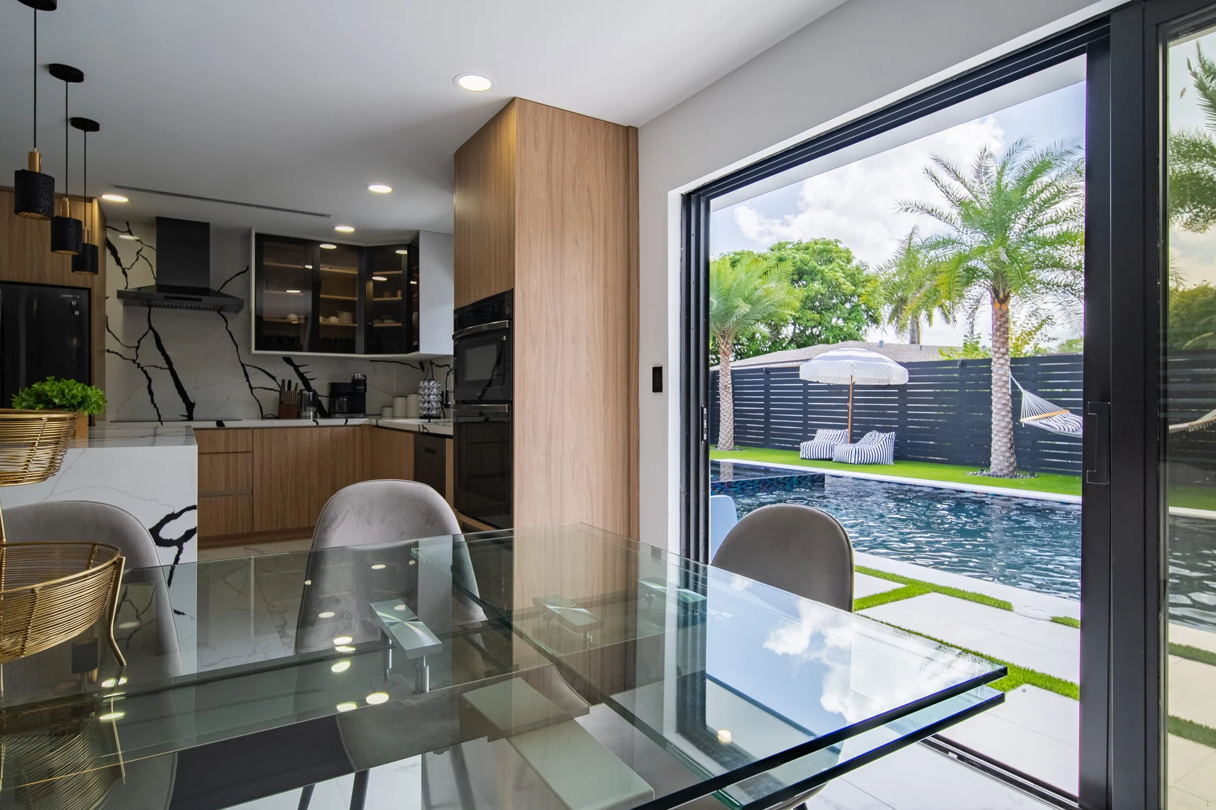 Wander Miami Golden Retreat #35