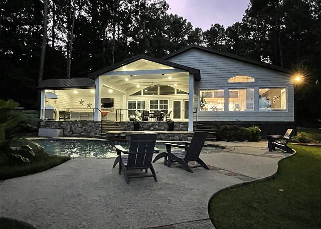 Knot Your Average Lake House #54