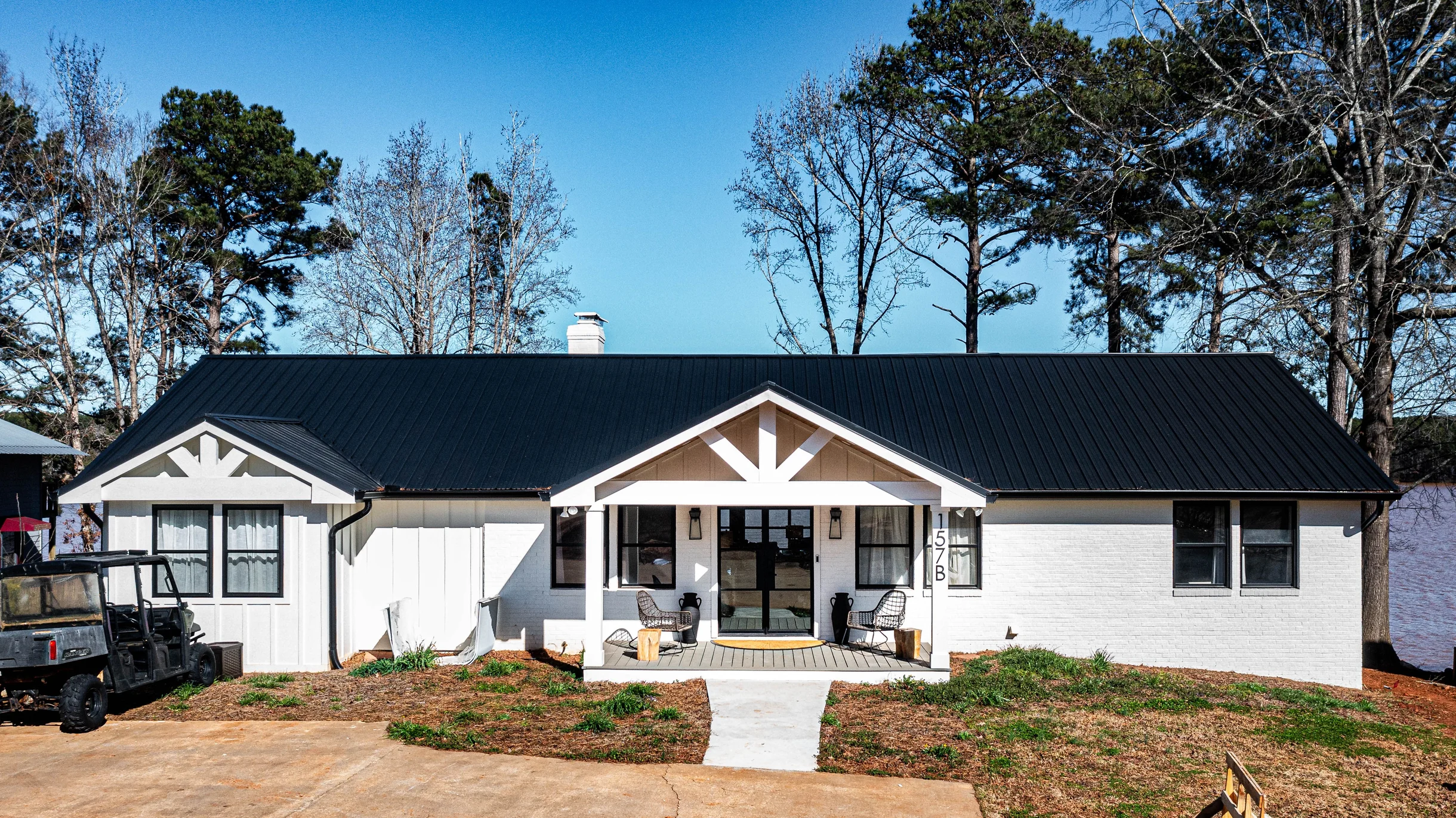Lake Oconee Lake front with Pool #57