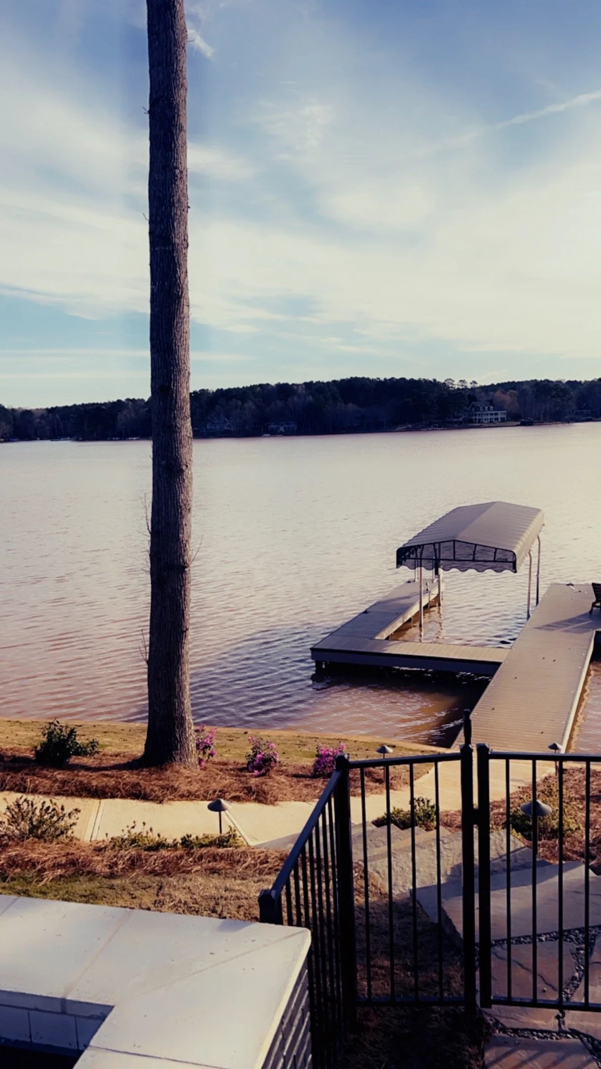 Lake Oconee Lake front with Pool #43