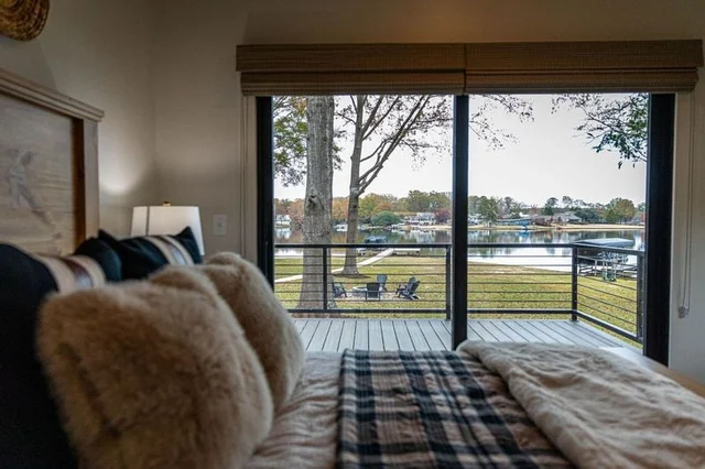 Lakeview Escapes #62