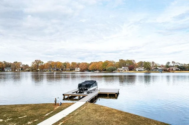 Lakeview Escapes #85