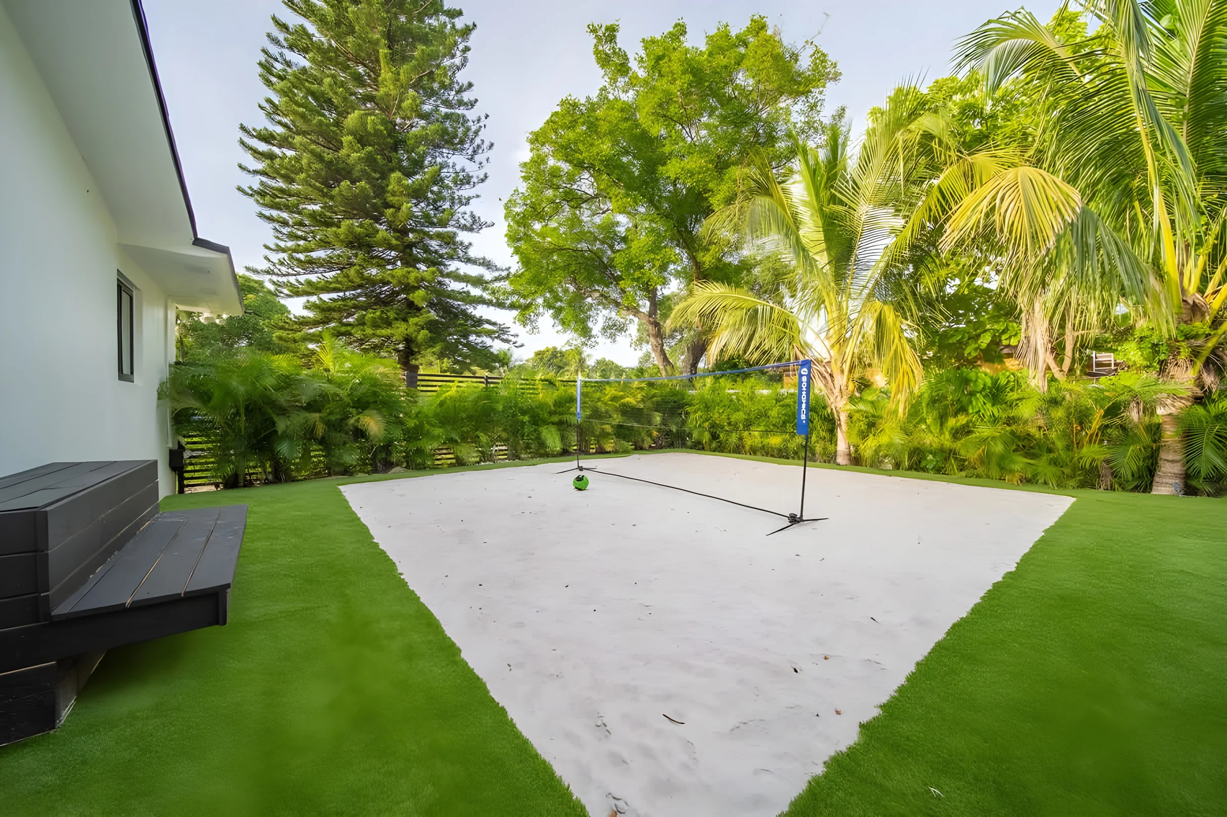 Wander Miami Paradise #8