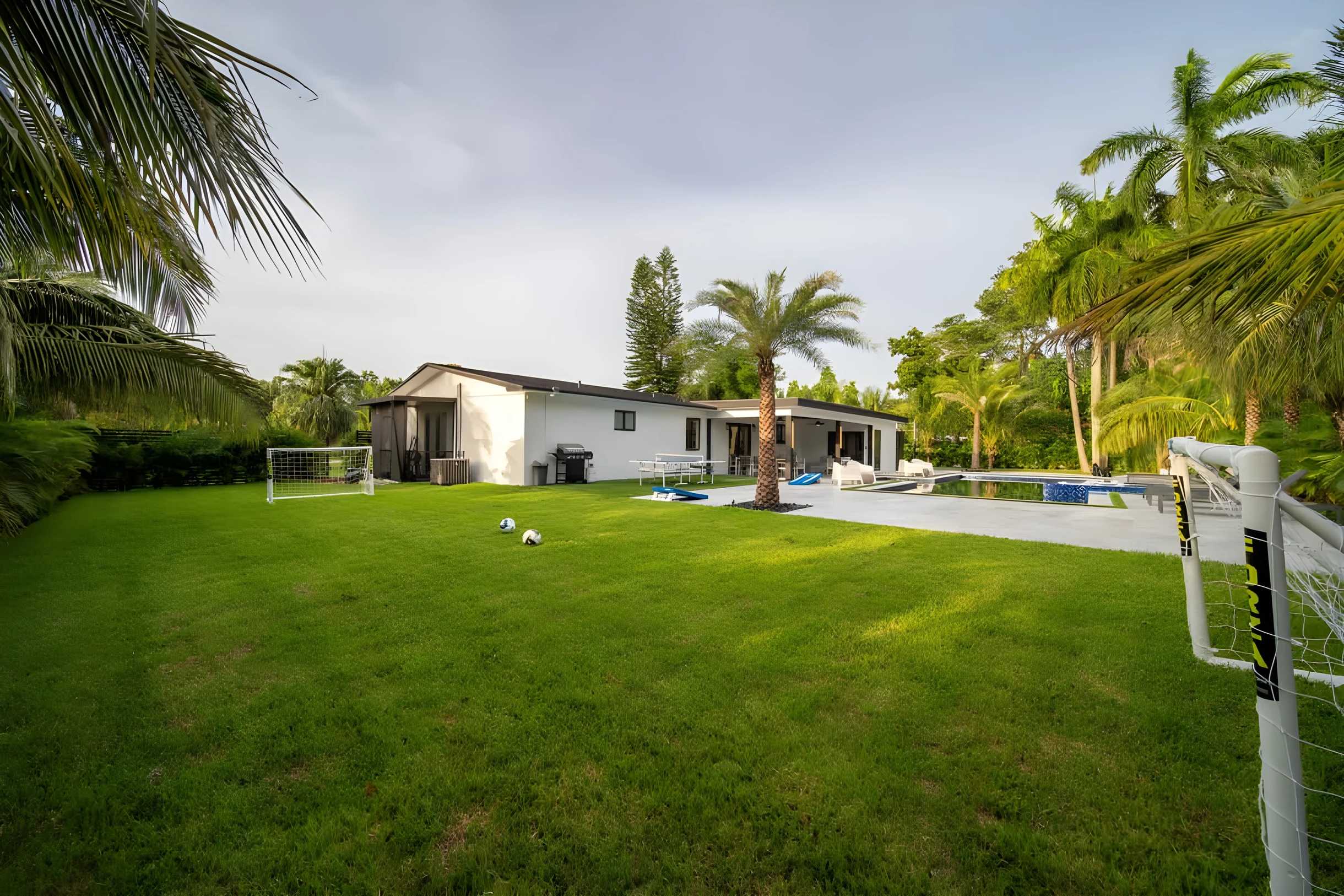 Wander Miami Paradise #64