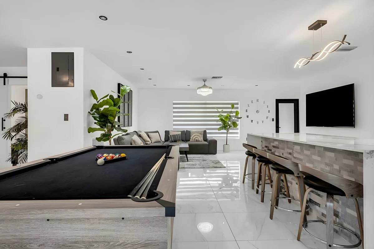 Wander Miami Paradise