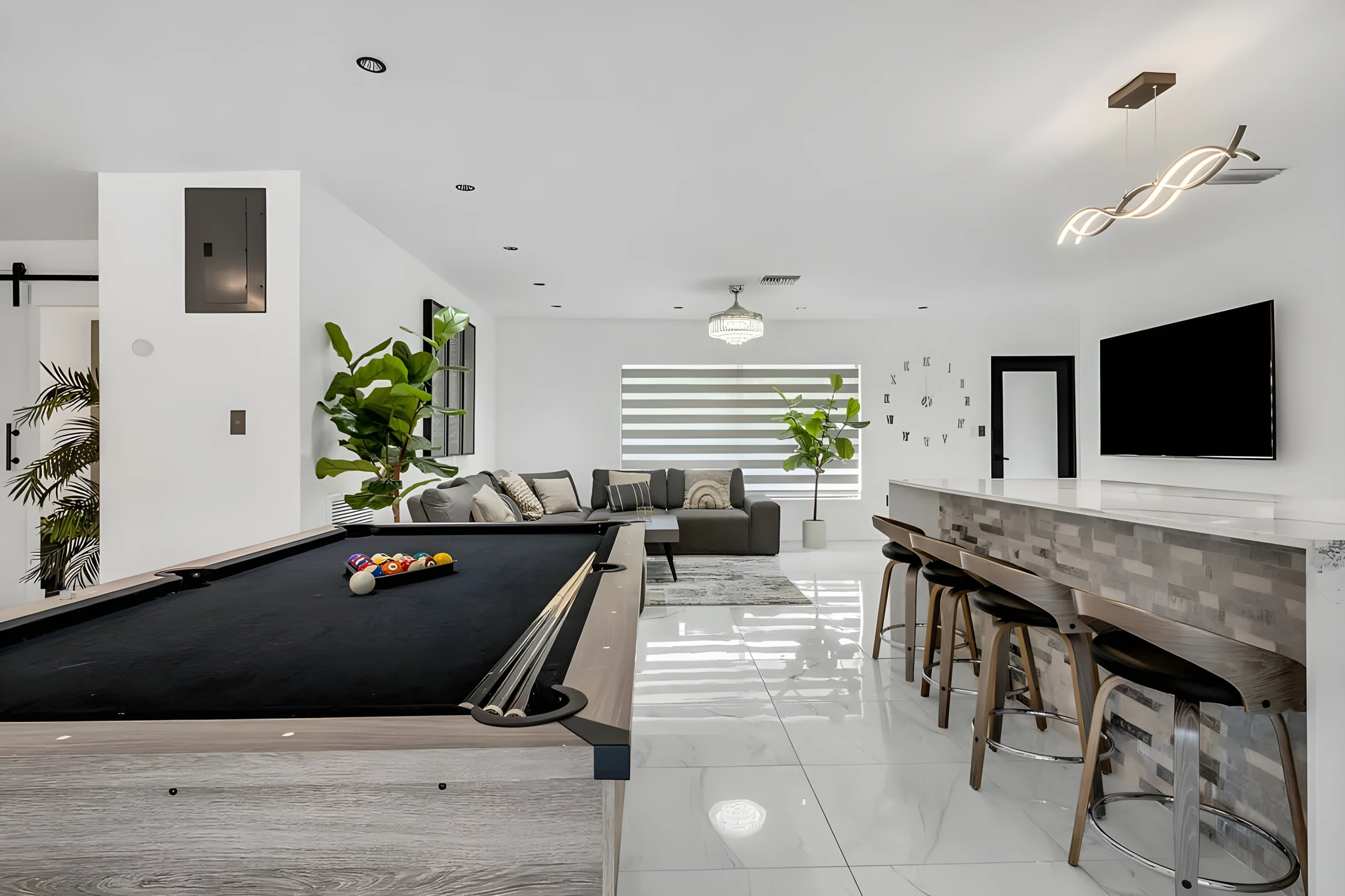 Wander Miami Paradise #6