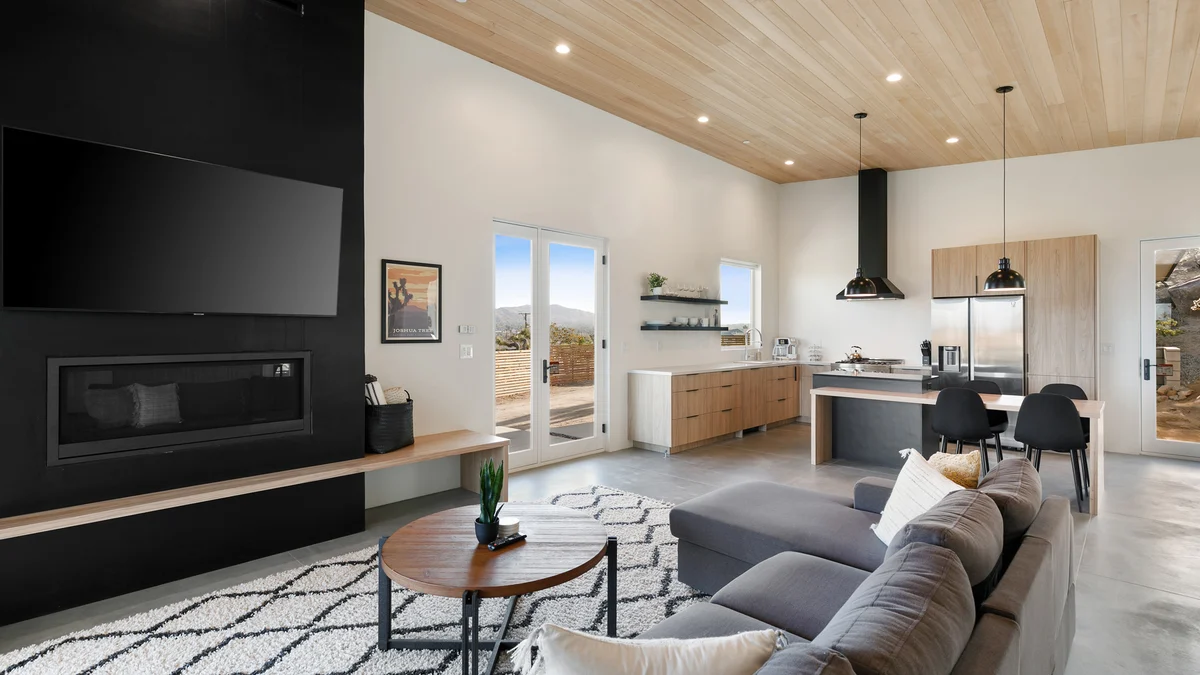 Desert Ridge - Hot Tub, Fire Pit, BBQ, Out Door Shower & Incredi #39