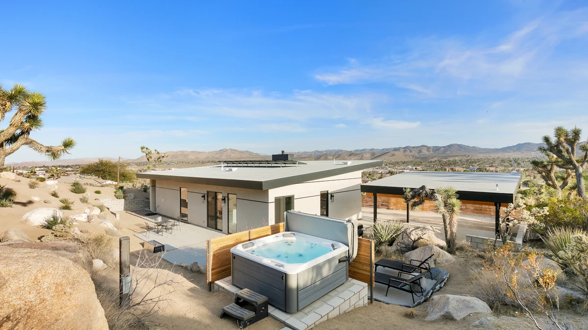 Desert Ridge - Hot Tub, Fire Pit, BBQ, Out Door Shower & Incredi #64