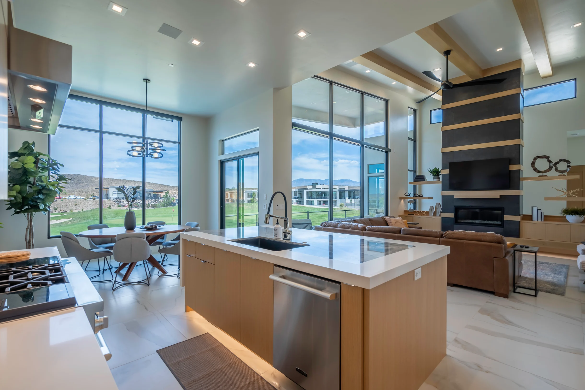 Wander Hurricane Desert #31