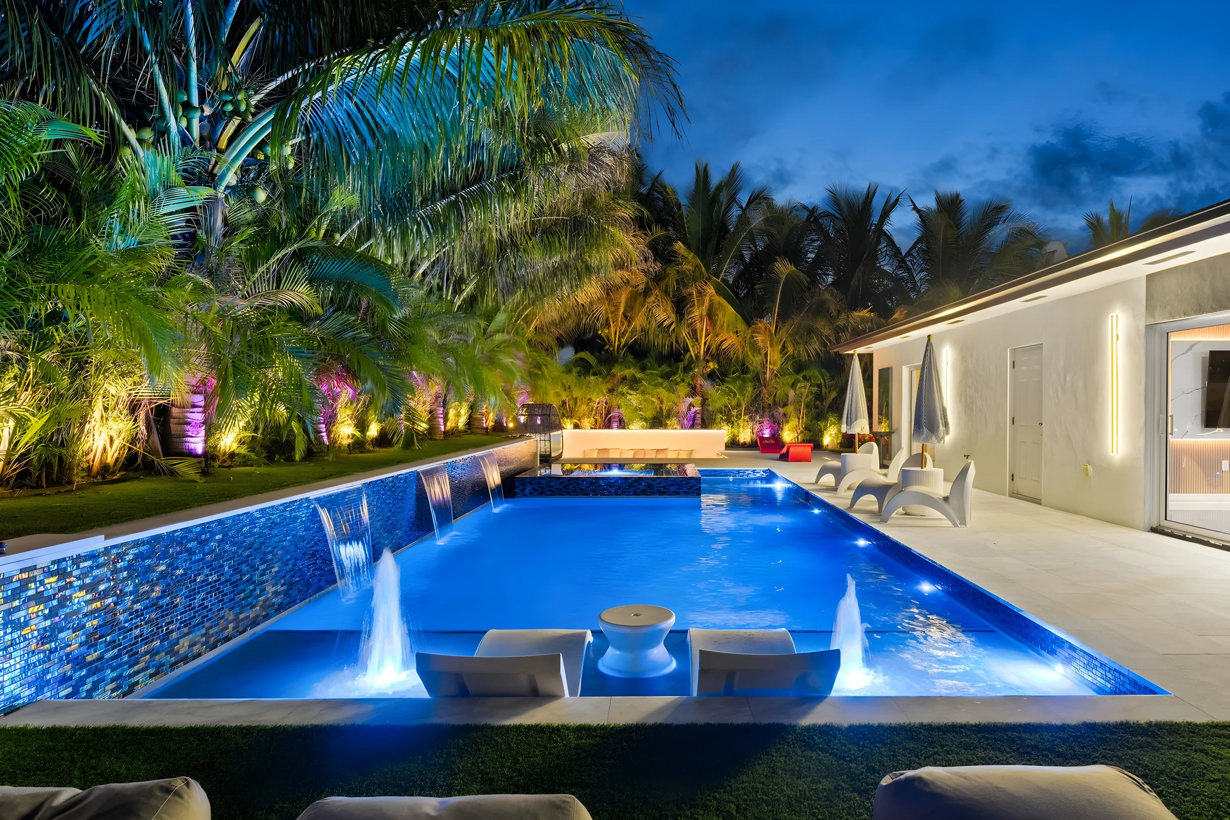 Home in Miami property photo 1