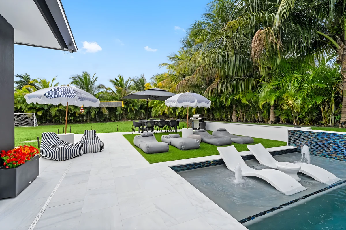 Home in Miami property photo 5