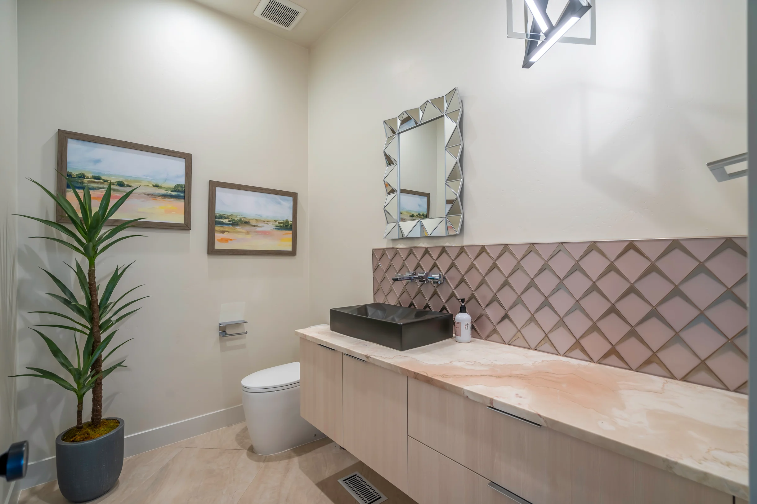 Wander Hurricane Desert #74