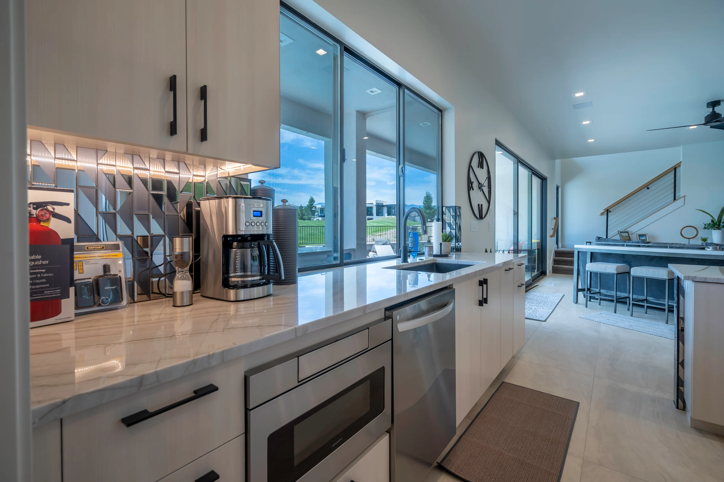 Wander Hurricane Desert #68