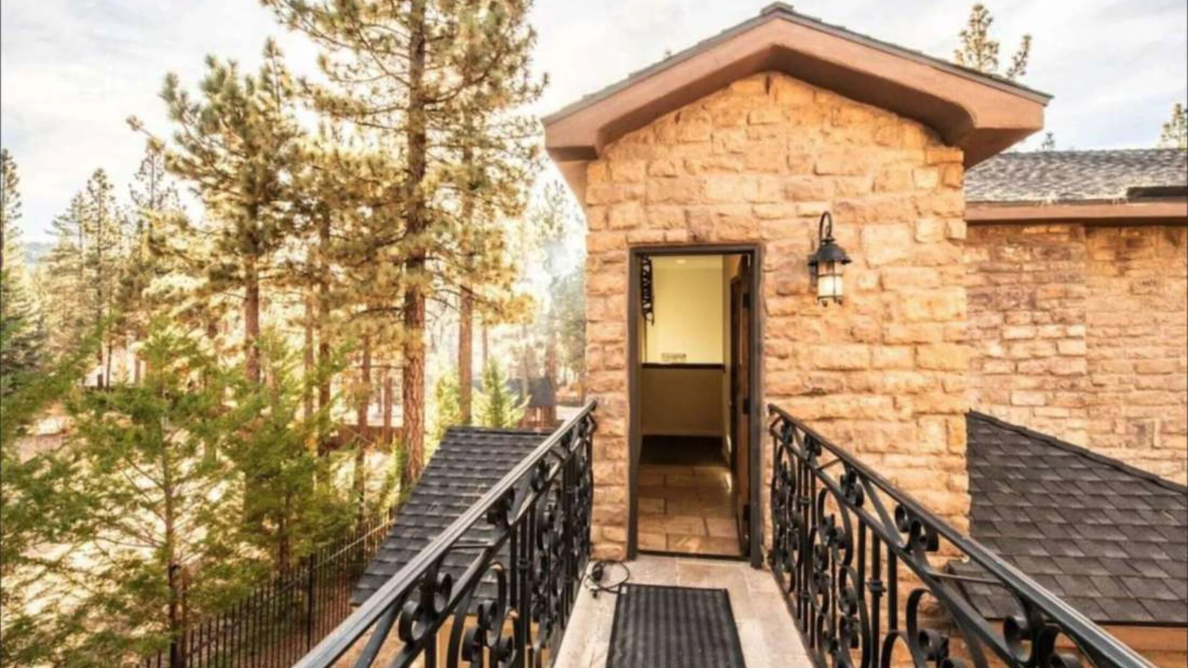 Wander Big Bear Castle #36