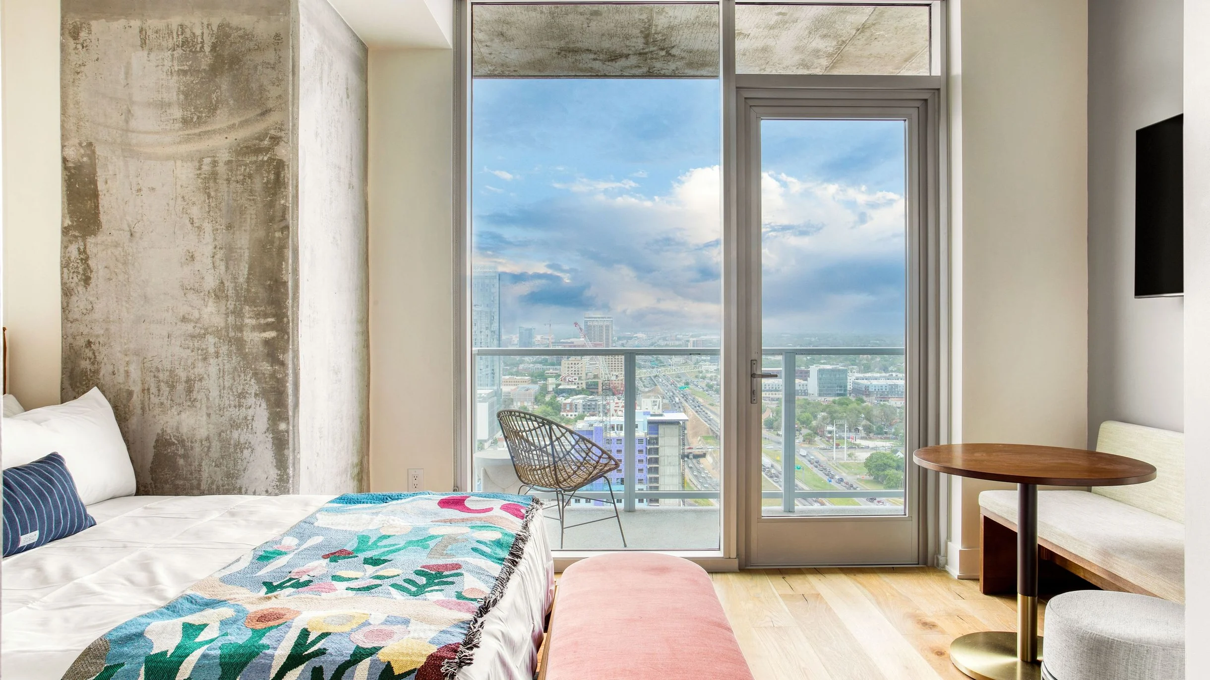 Wander Austin Highrise #40