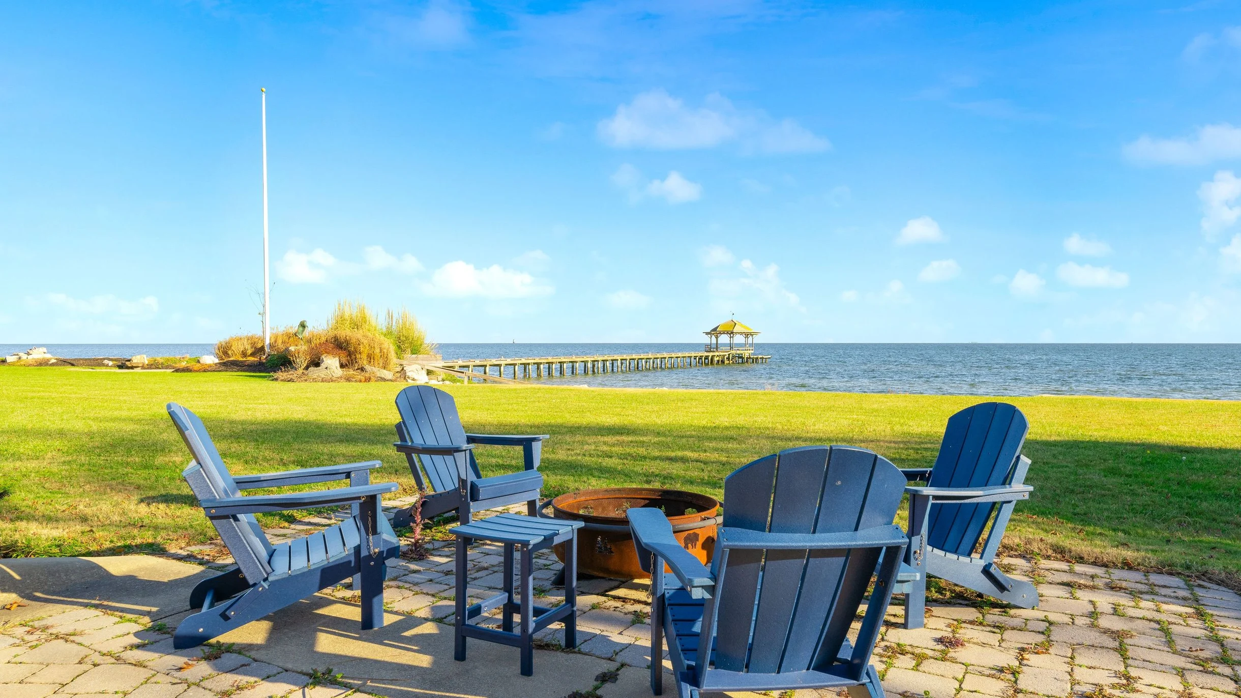 Wander Dameron Bayfront #62