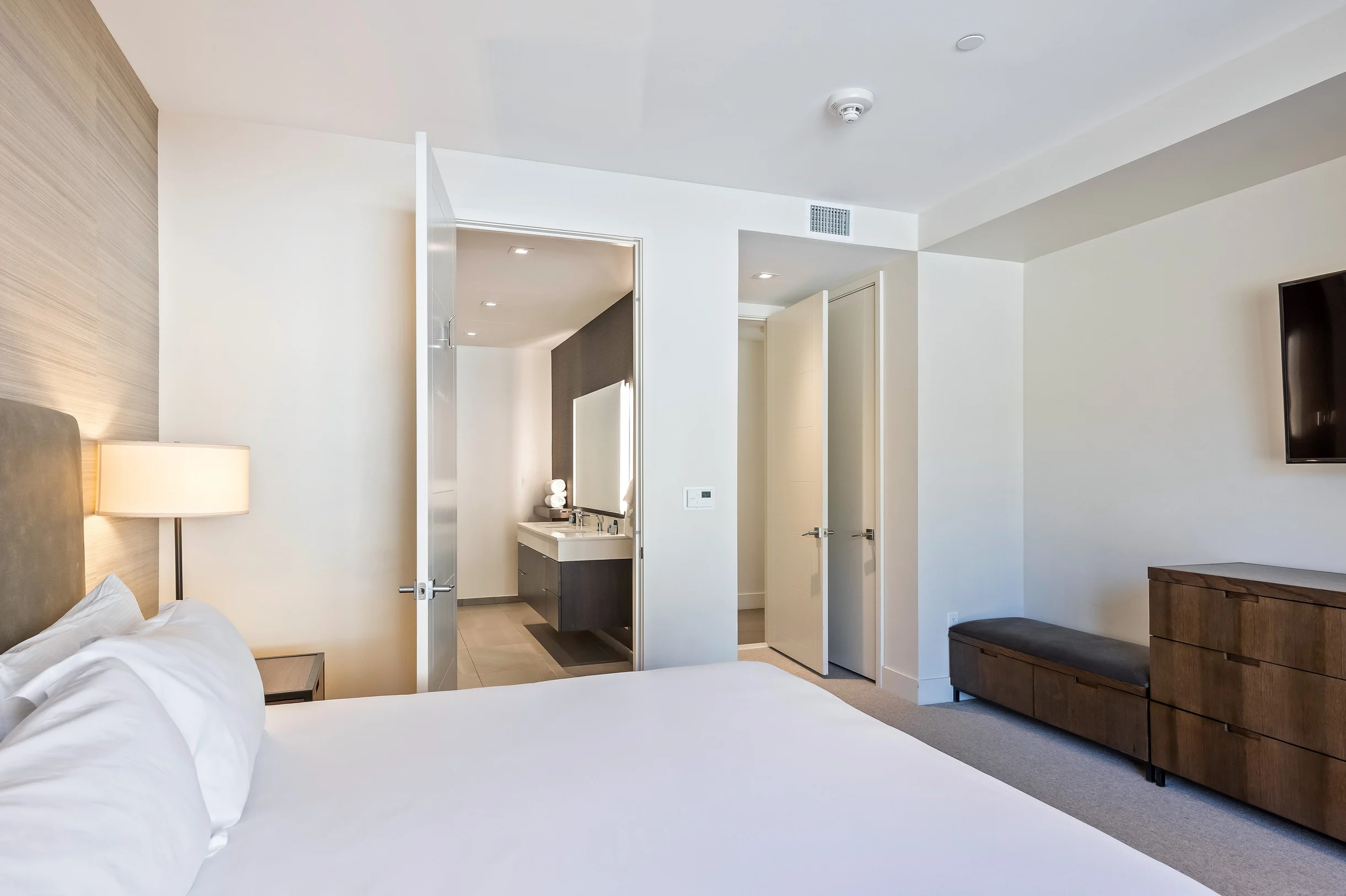 Wander Park City Glow #132