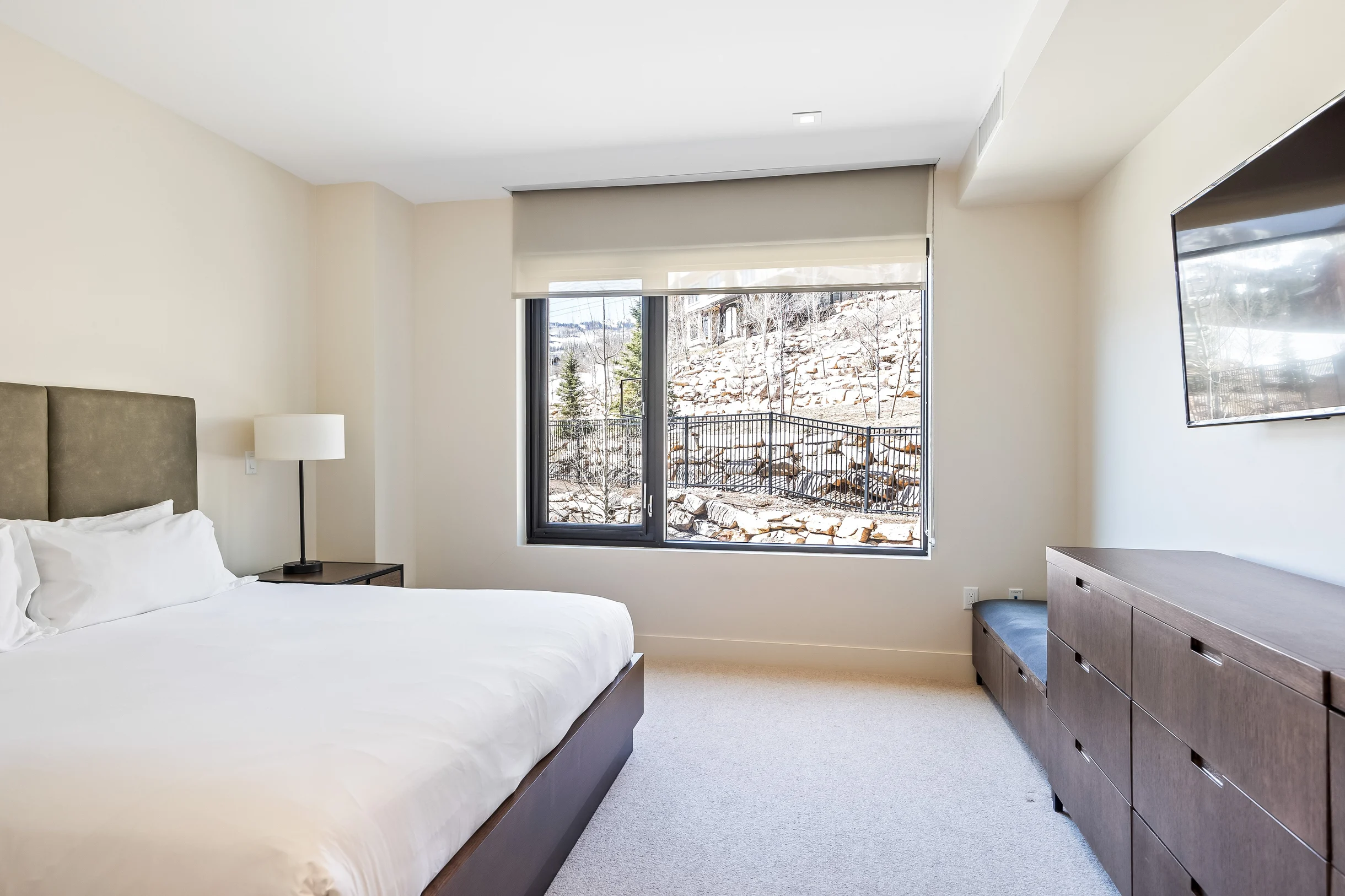 Wander Park City Glow #20