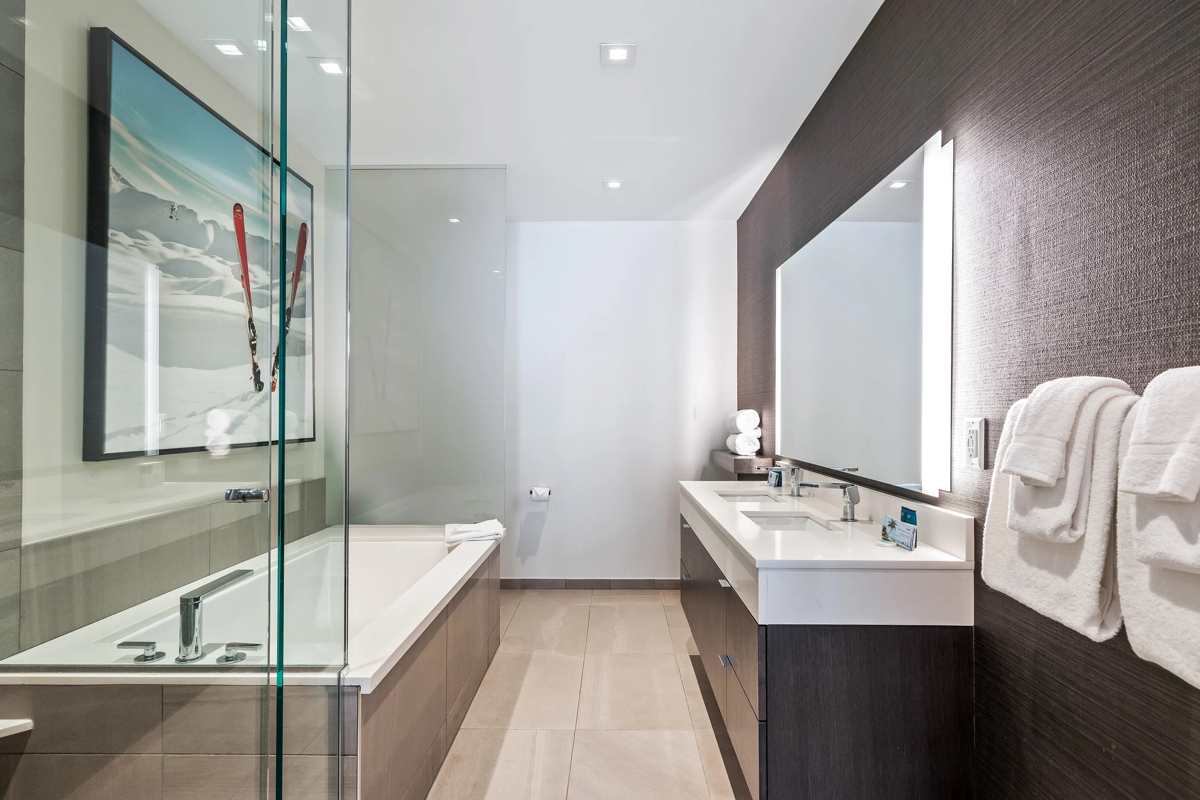 Wander Park City Glow #96