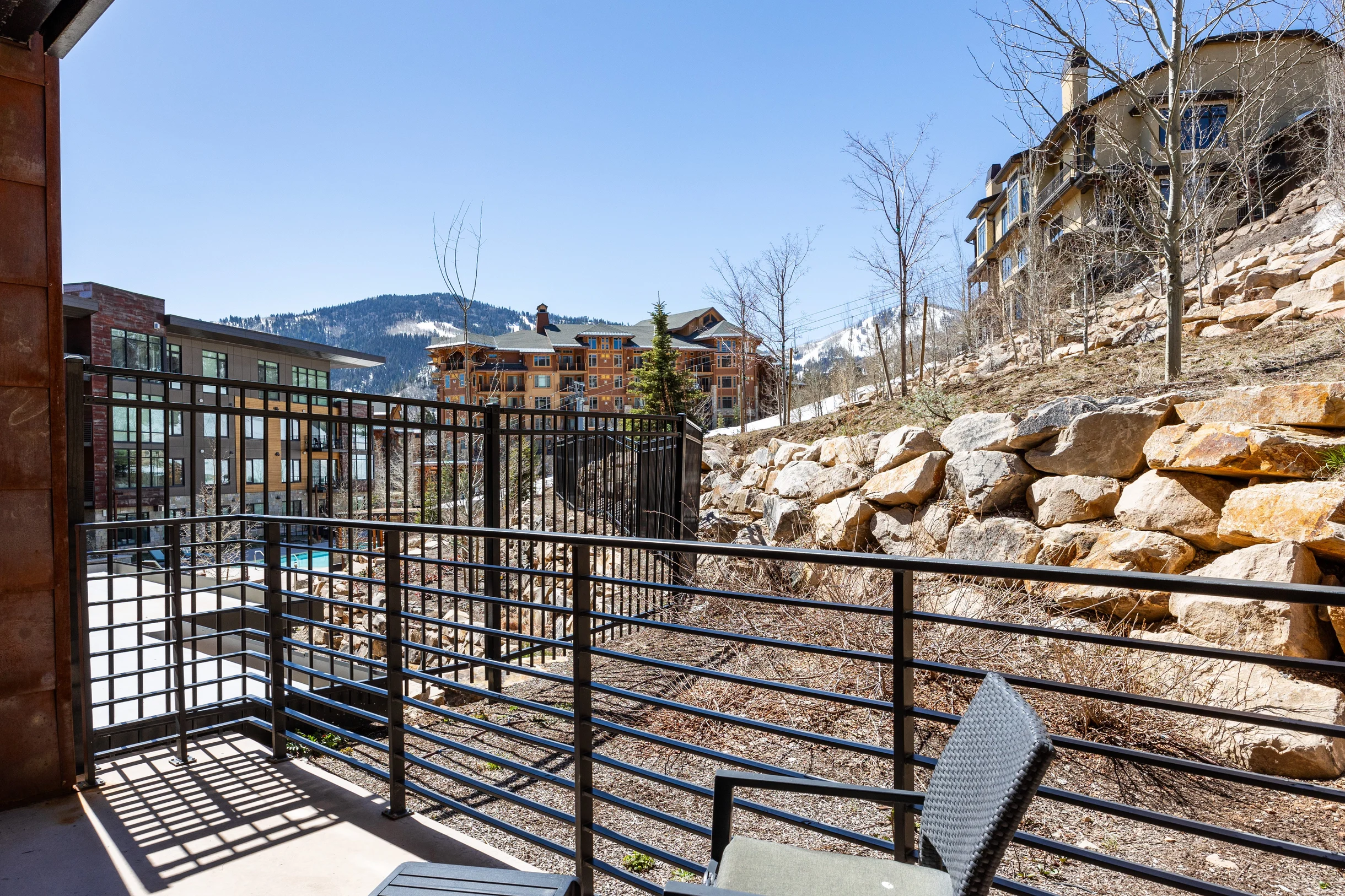 Wander Park City Glow #131